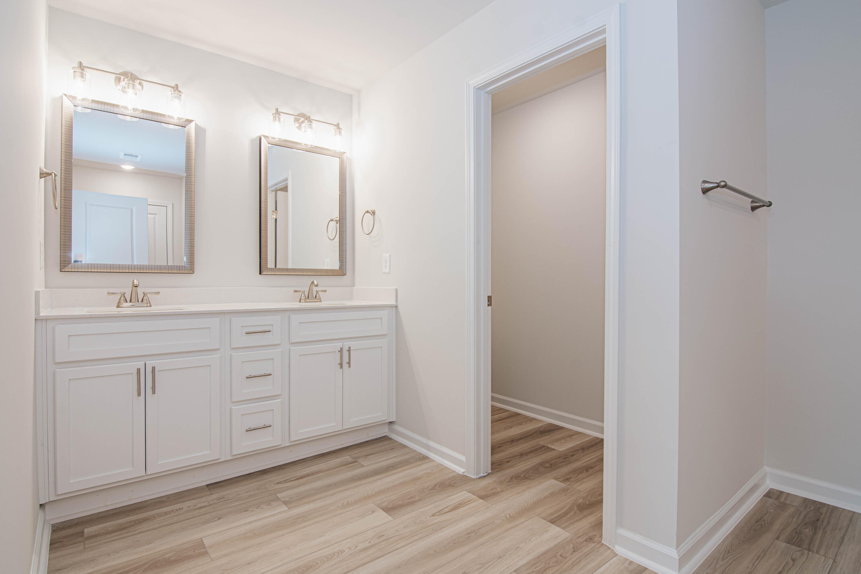 7092 NW Mongolian Oak Drive