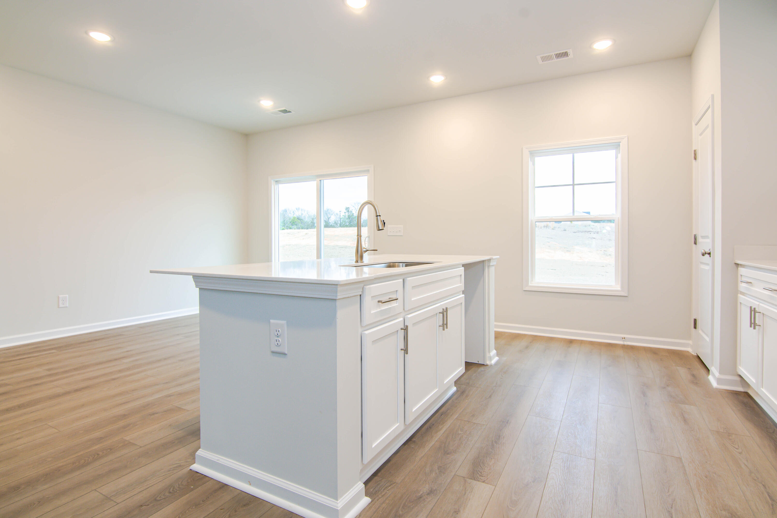 7112 NW Mongolian Oak Drive