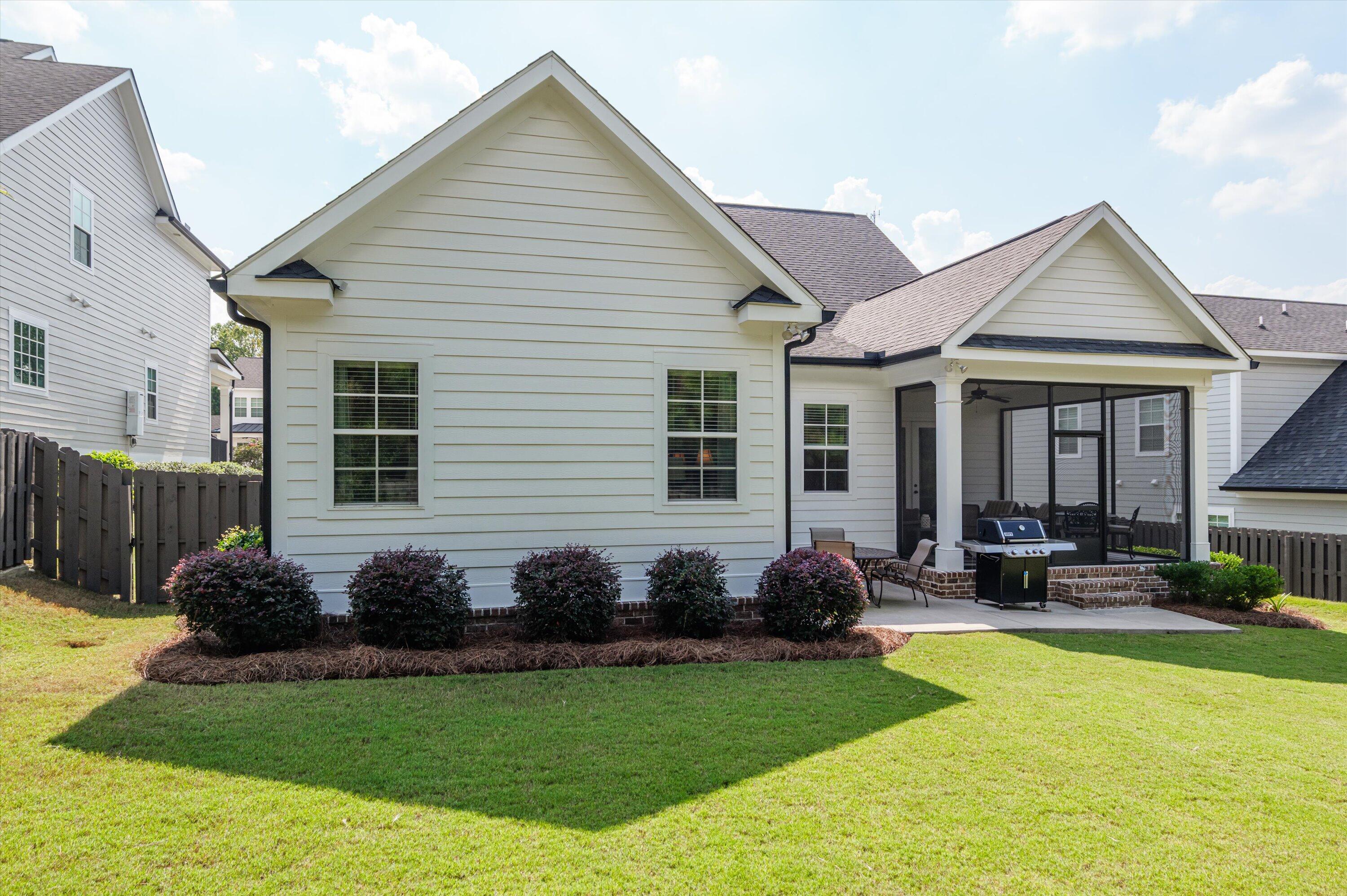 5212 Teal Lane