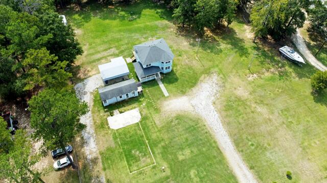 1051 Lake Dr.
