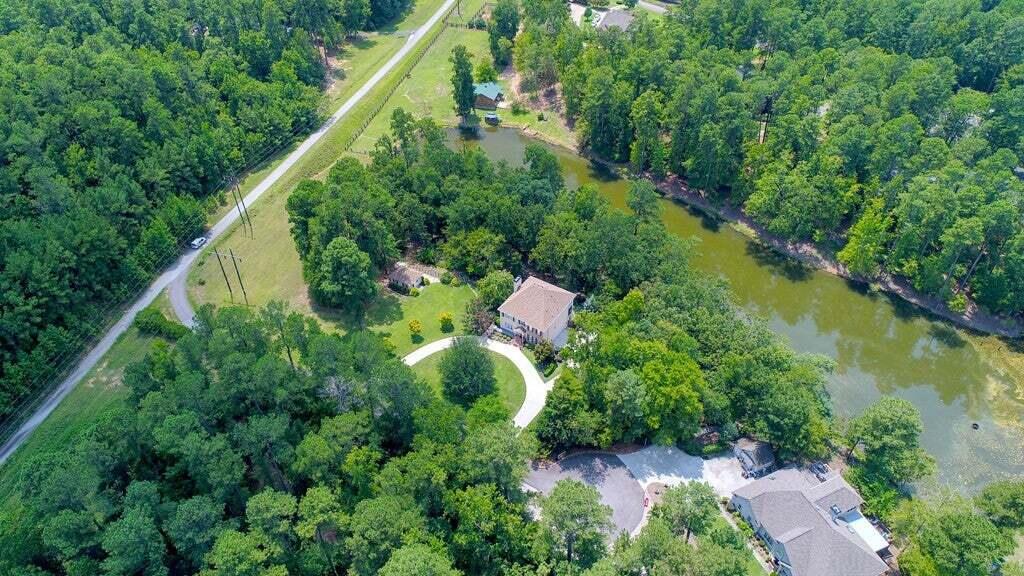 3644 Point Comfort Landing