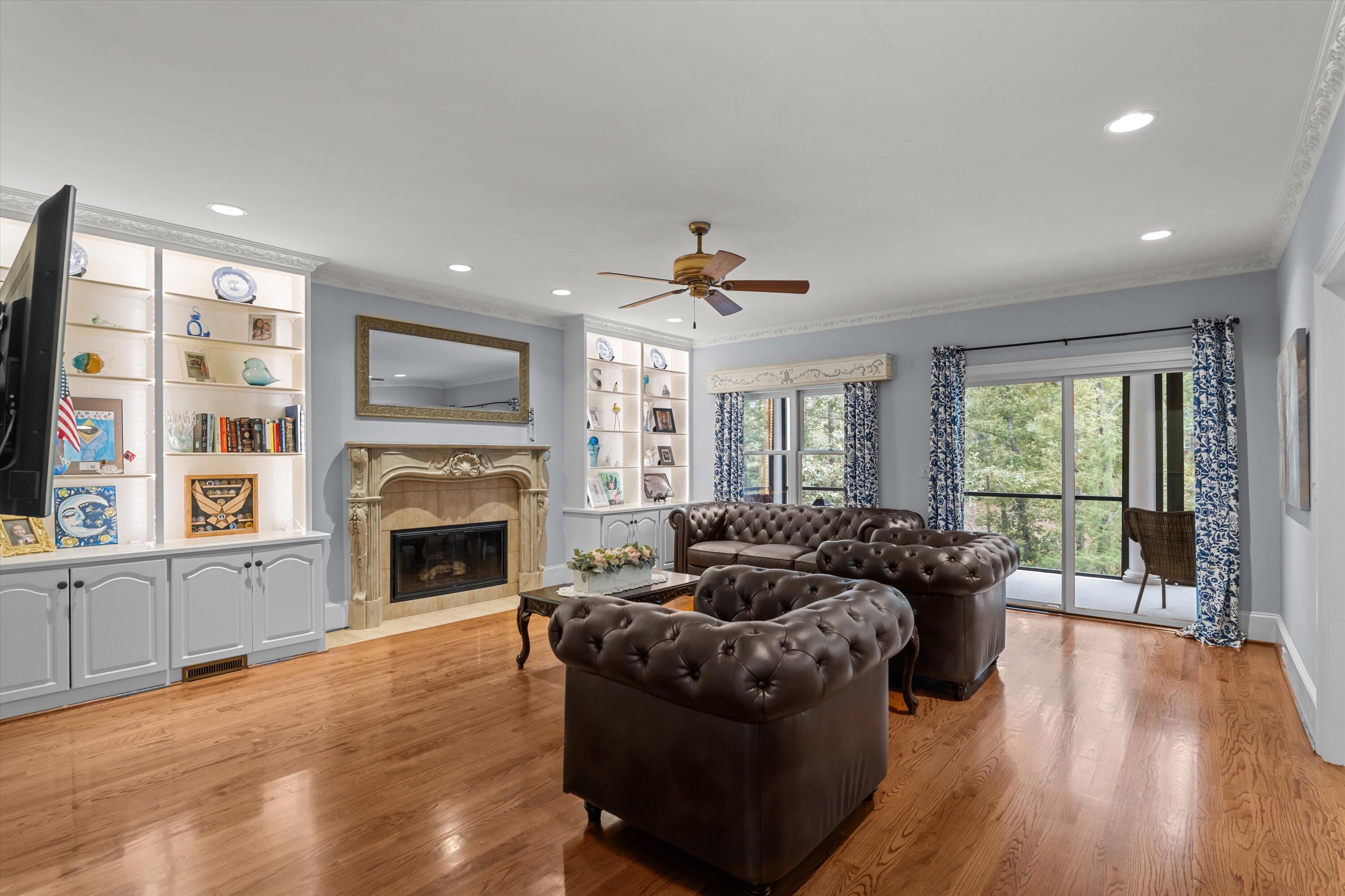 3644 Point Comfort Landing