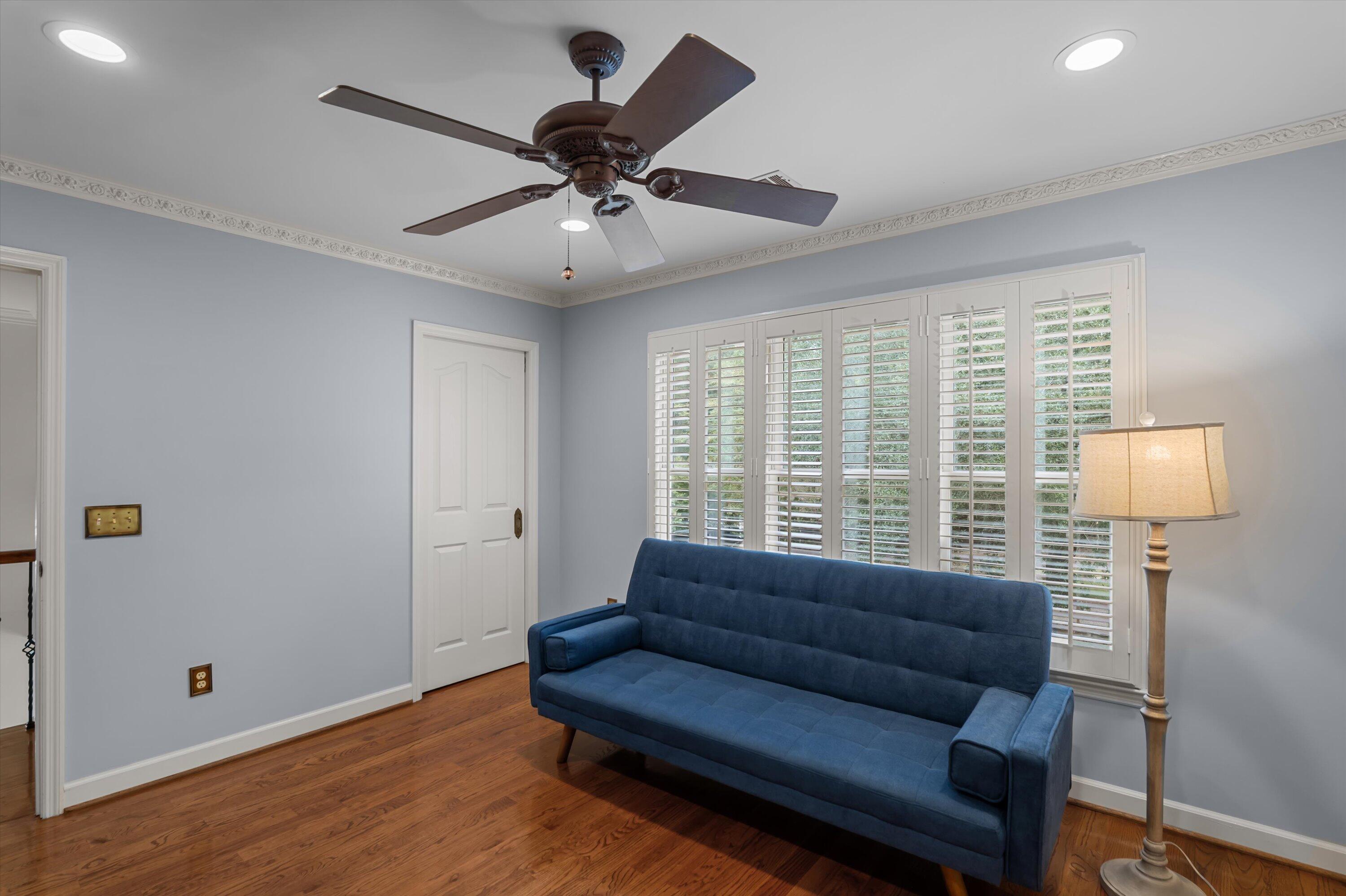 3644 Point Comfort Landing