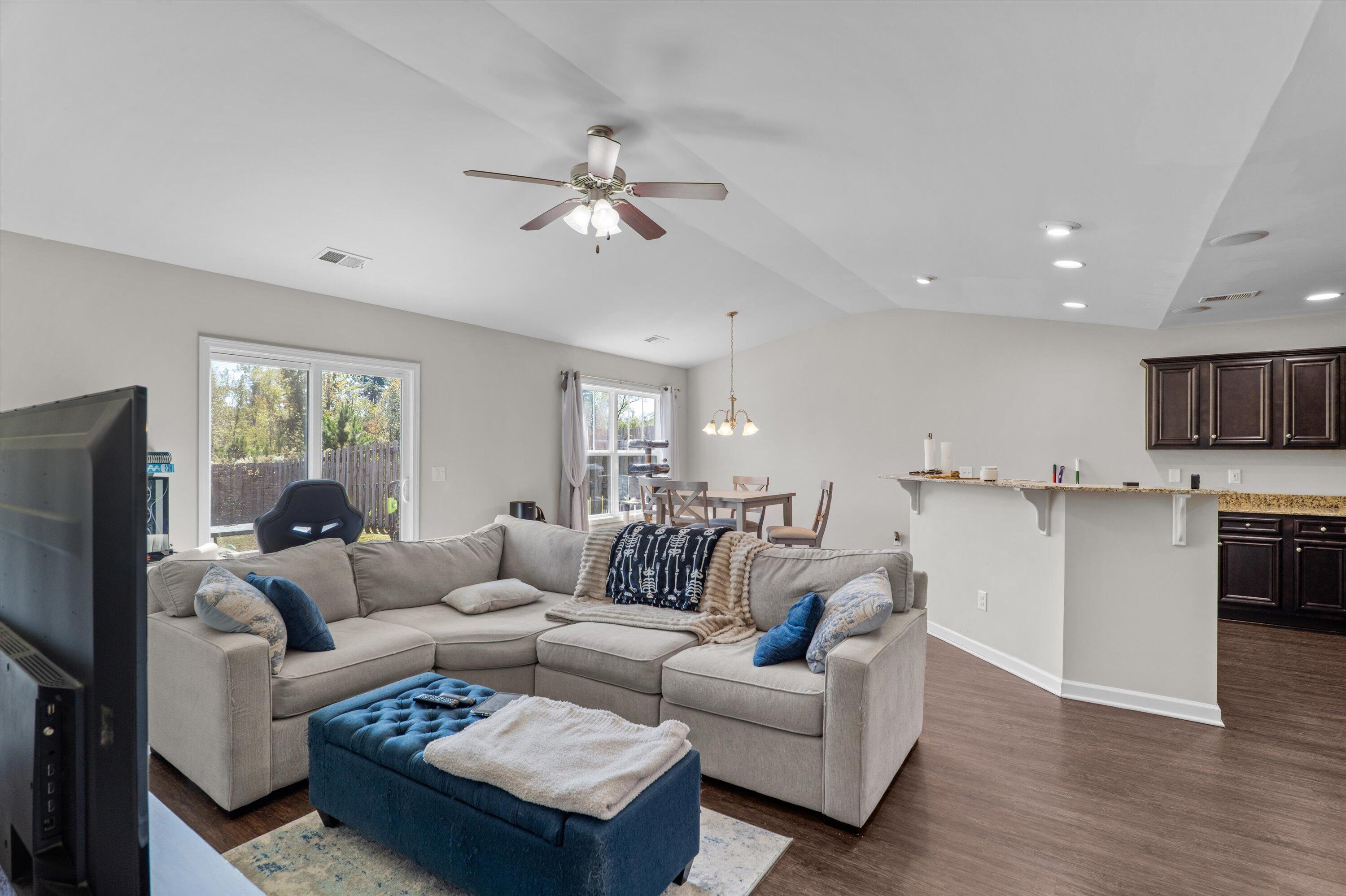 2056 Bonneville Circle