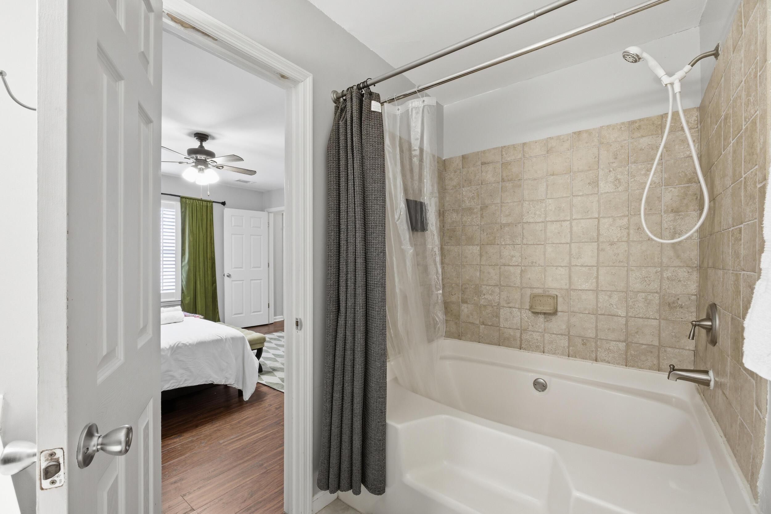 2608 National Woods Drive