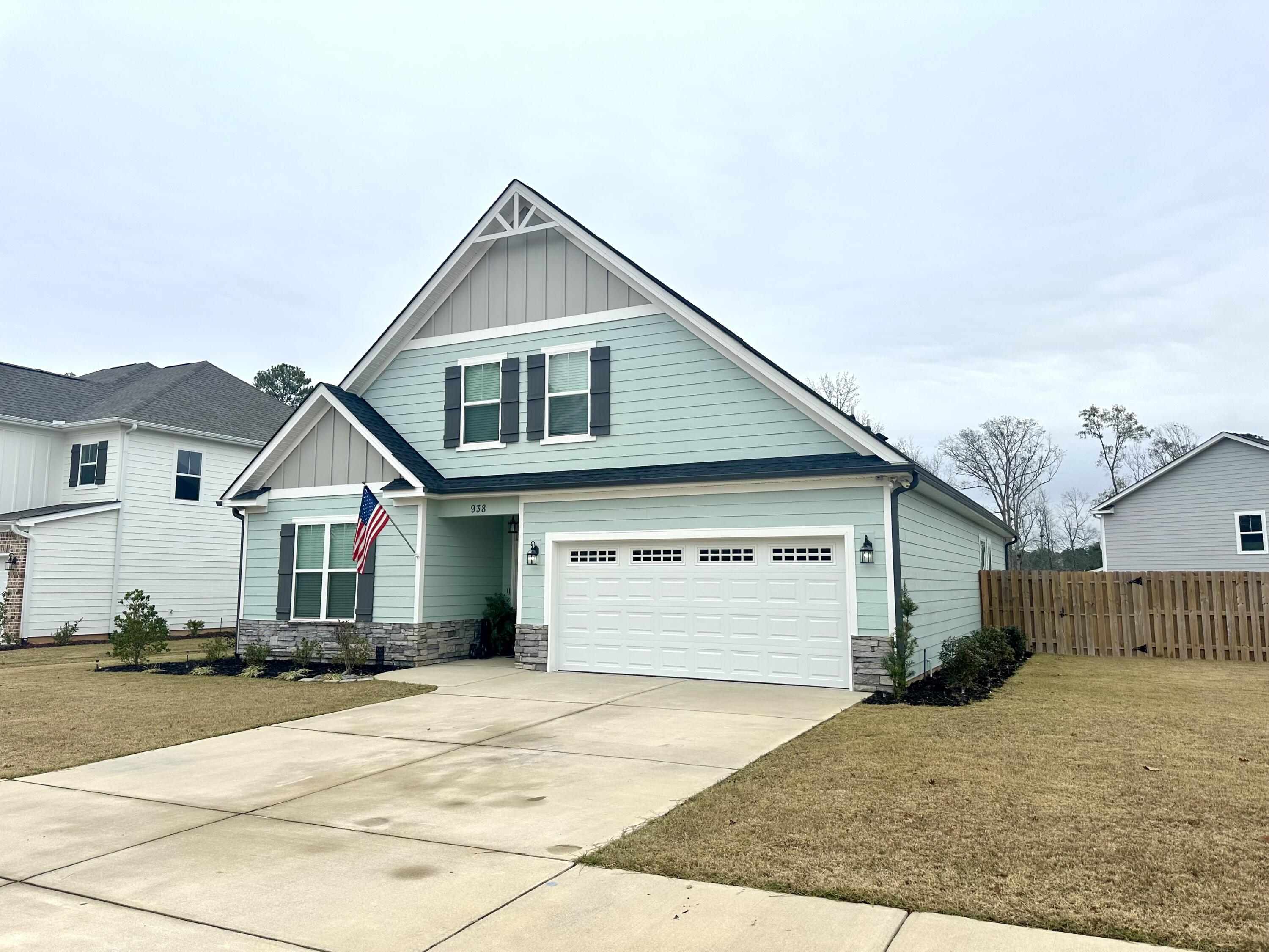 938 Walker Point Drive Drive