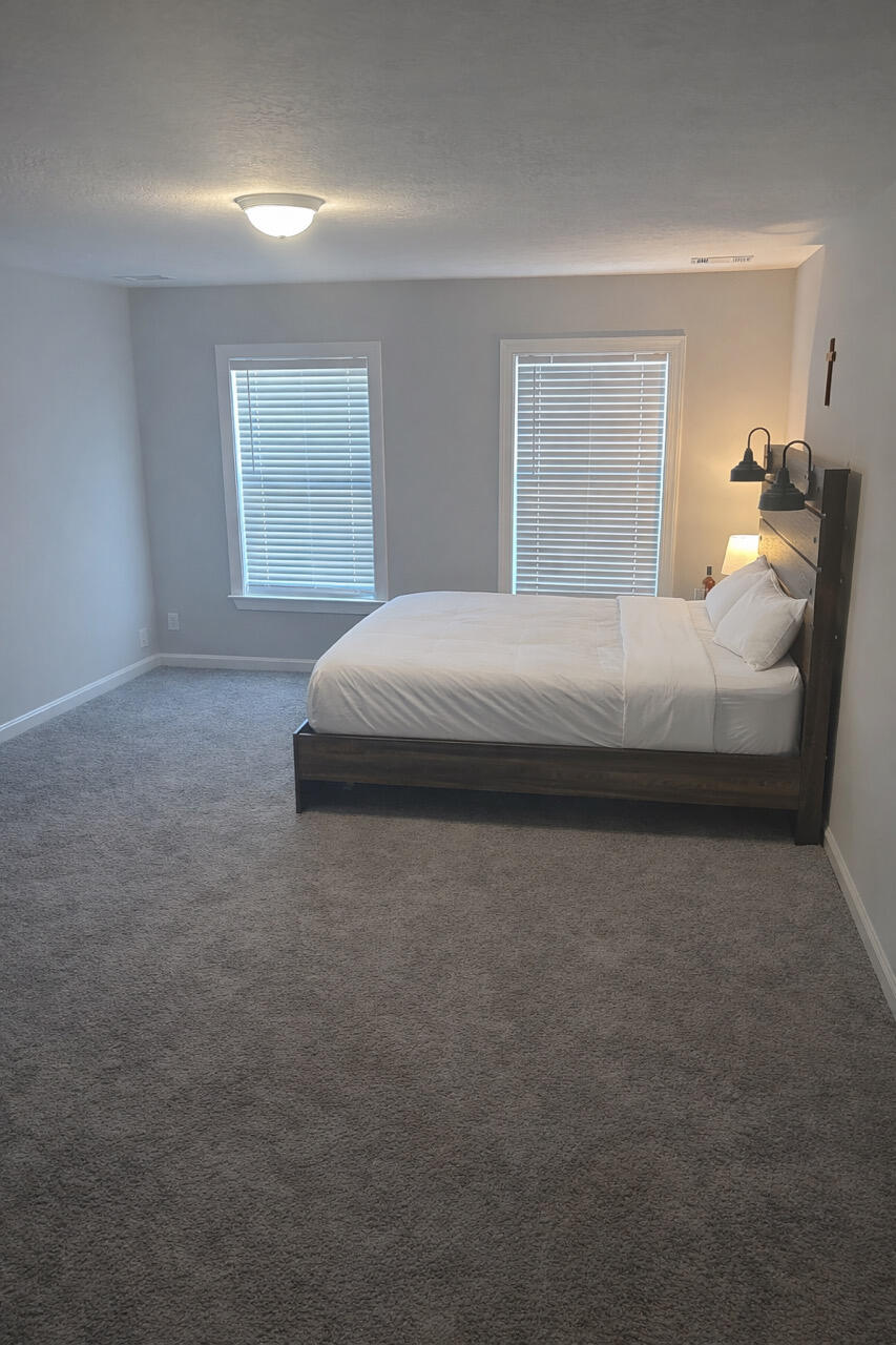 938 Walker Point Drive Drive