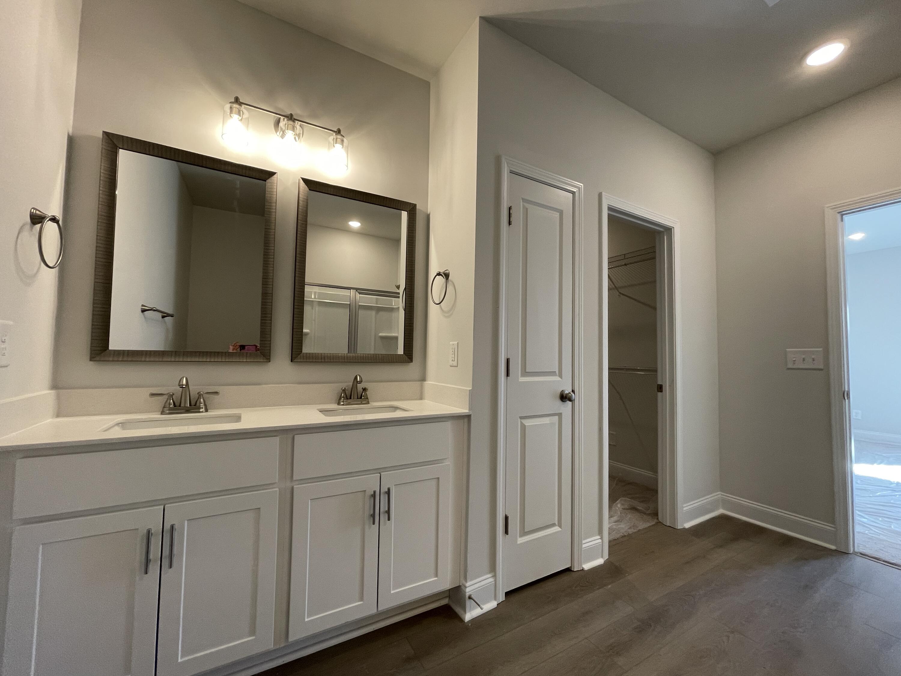 3521 NW Tanbark Oak Lane