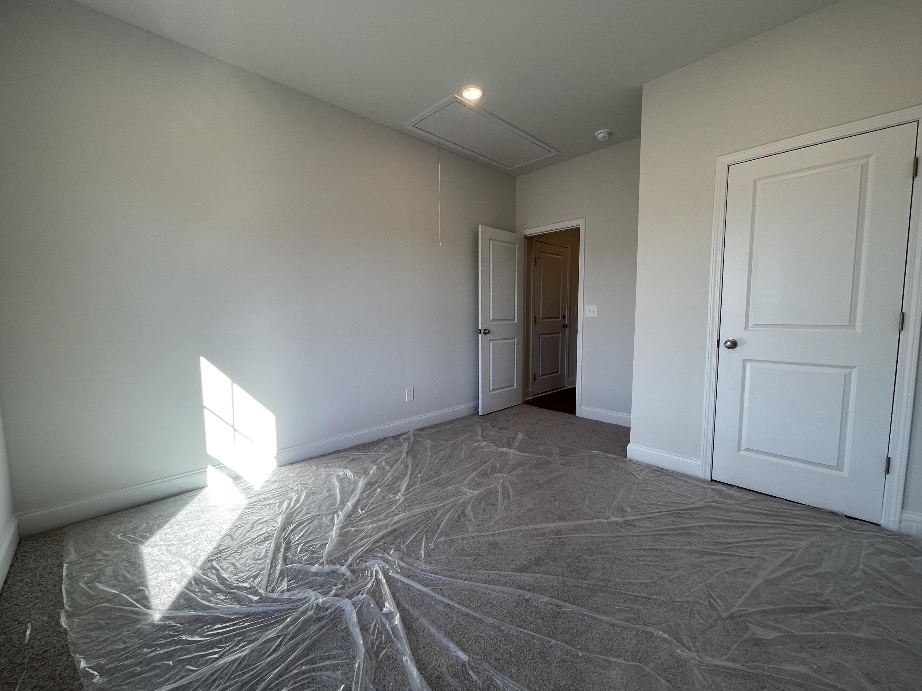 3521 NW Tanbark Oak Lane