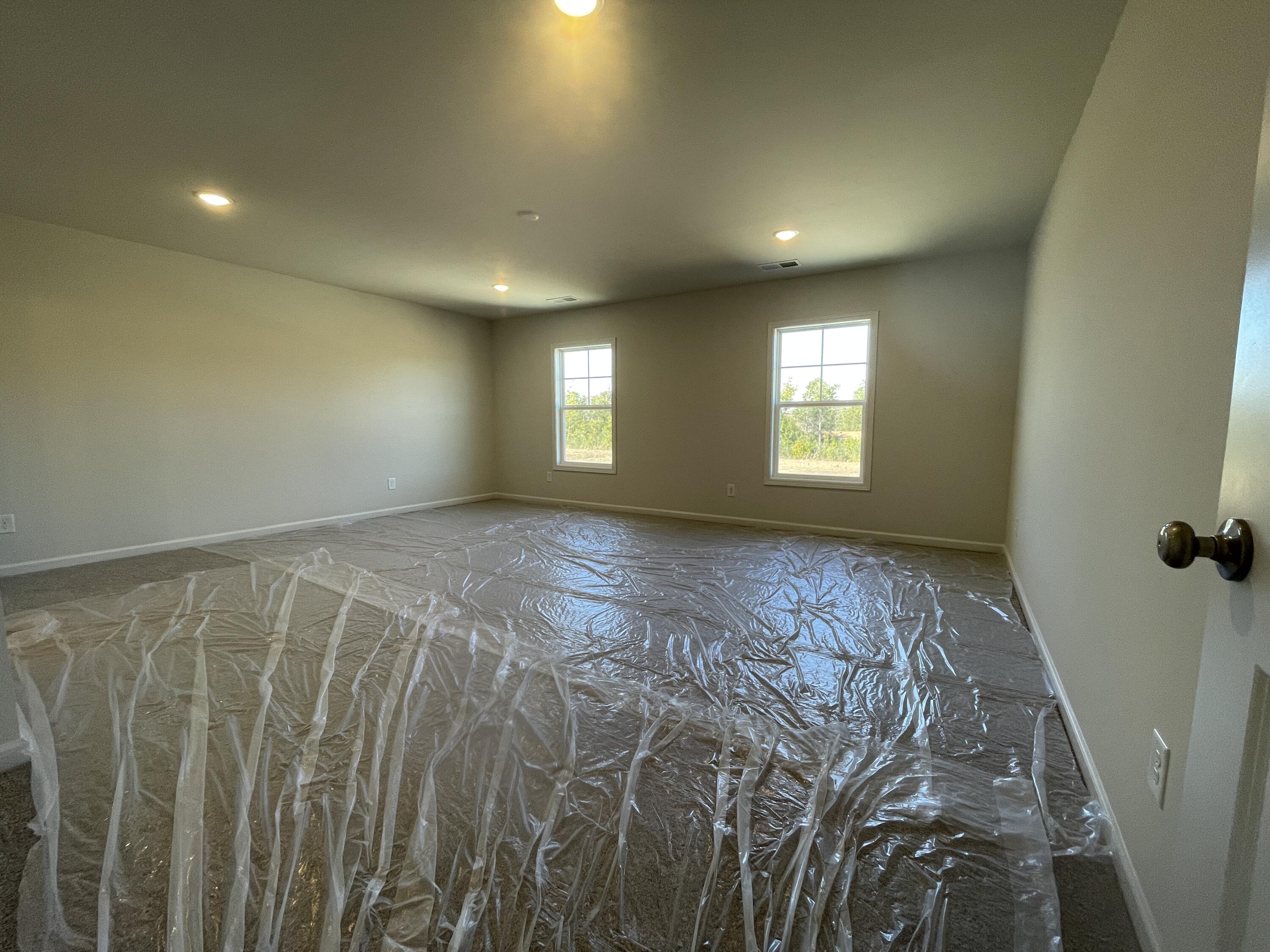 3499 NW Tanbark Oak Lane