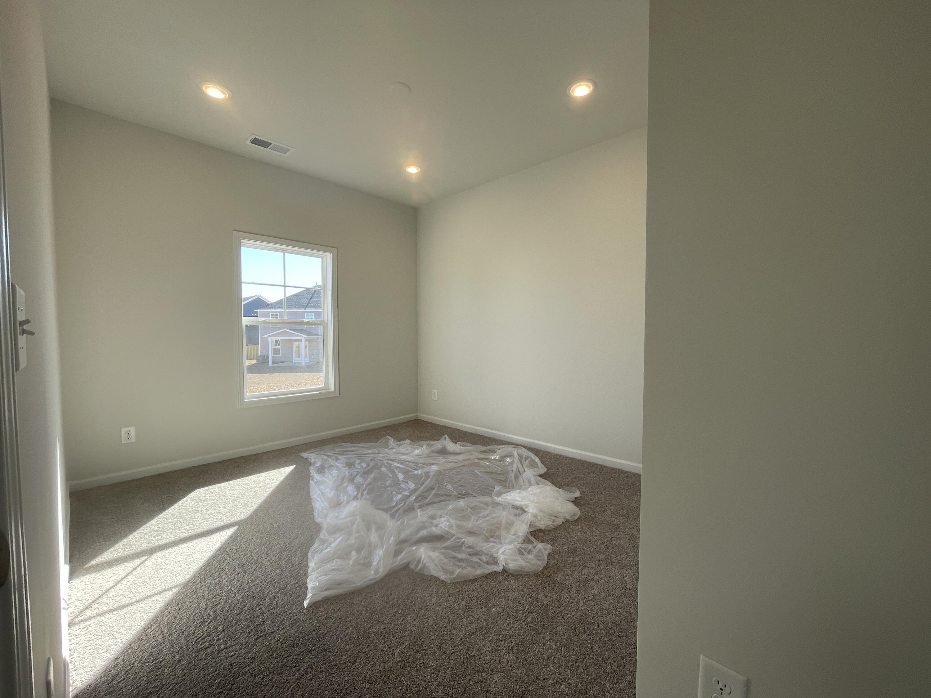 3499 NW Tanbark Oak Lane