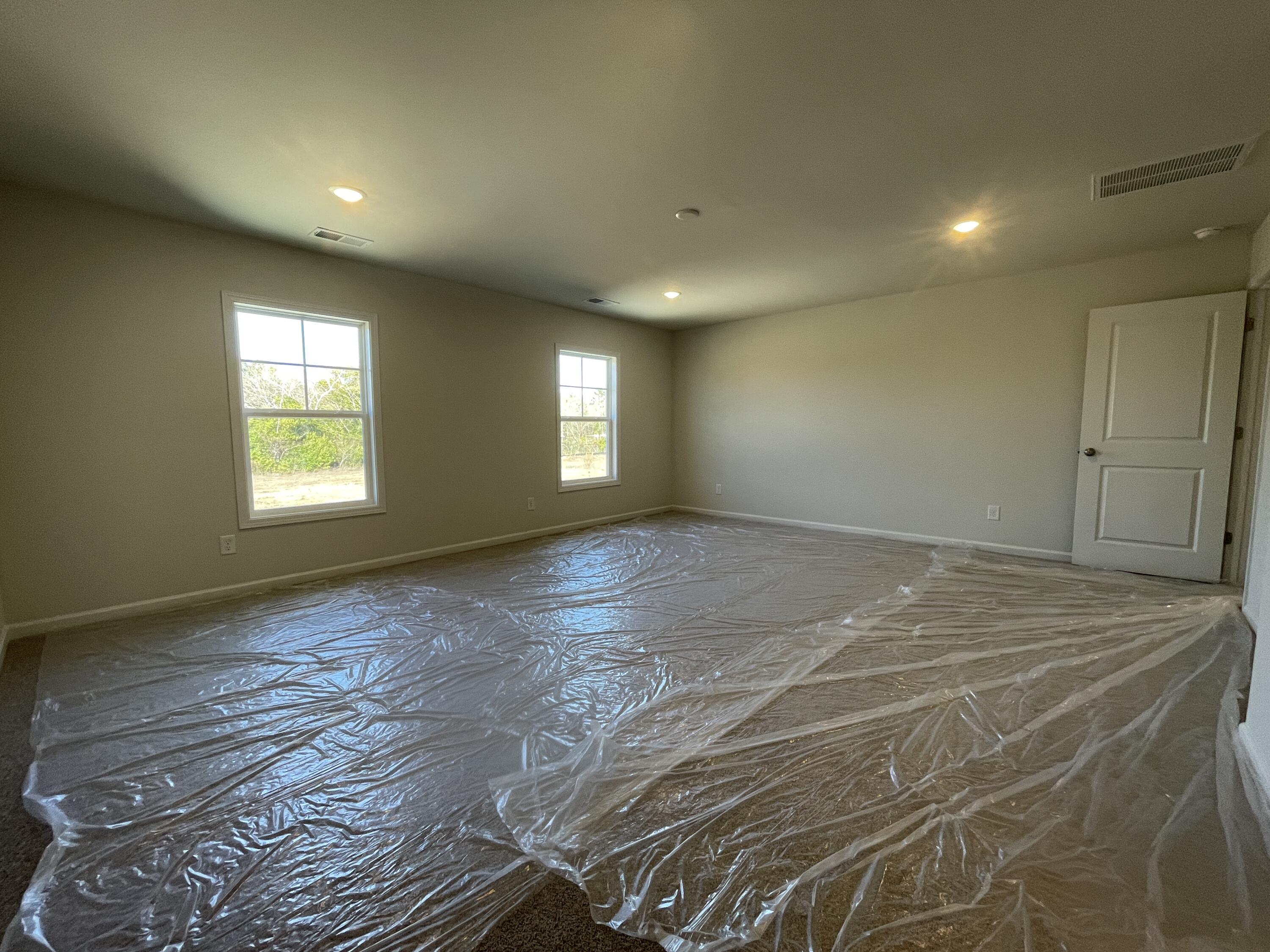 3499 NW Tanbark Oak Lane