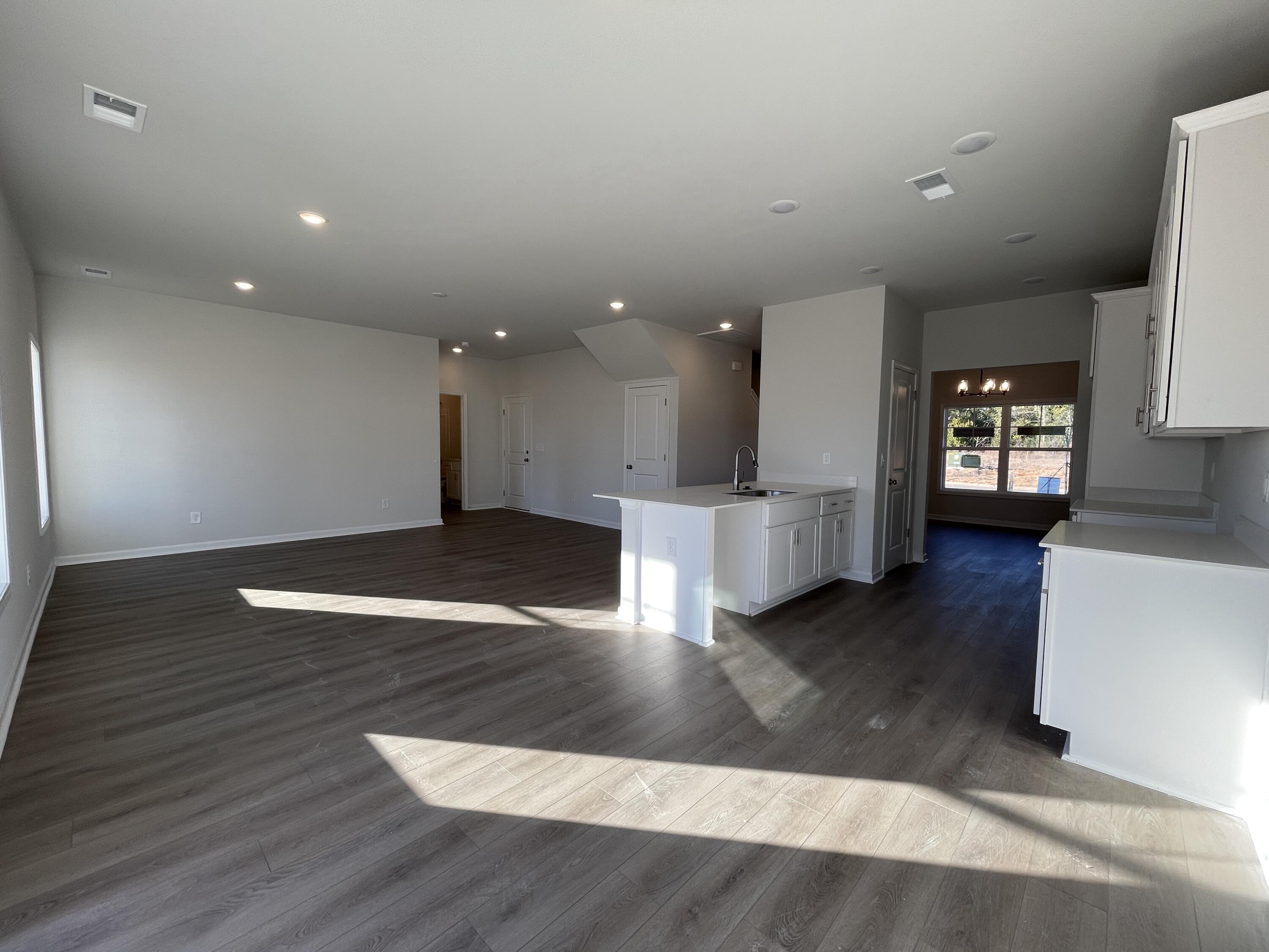 3471 NW Tanbark Oak Lane