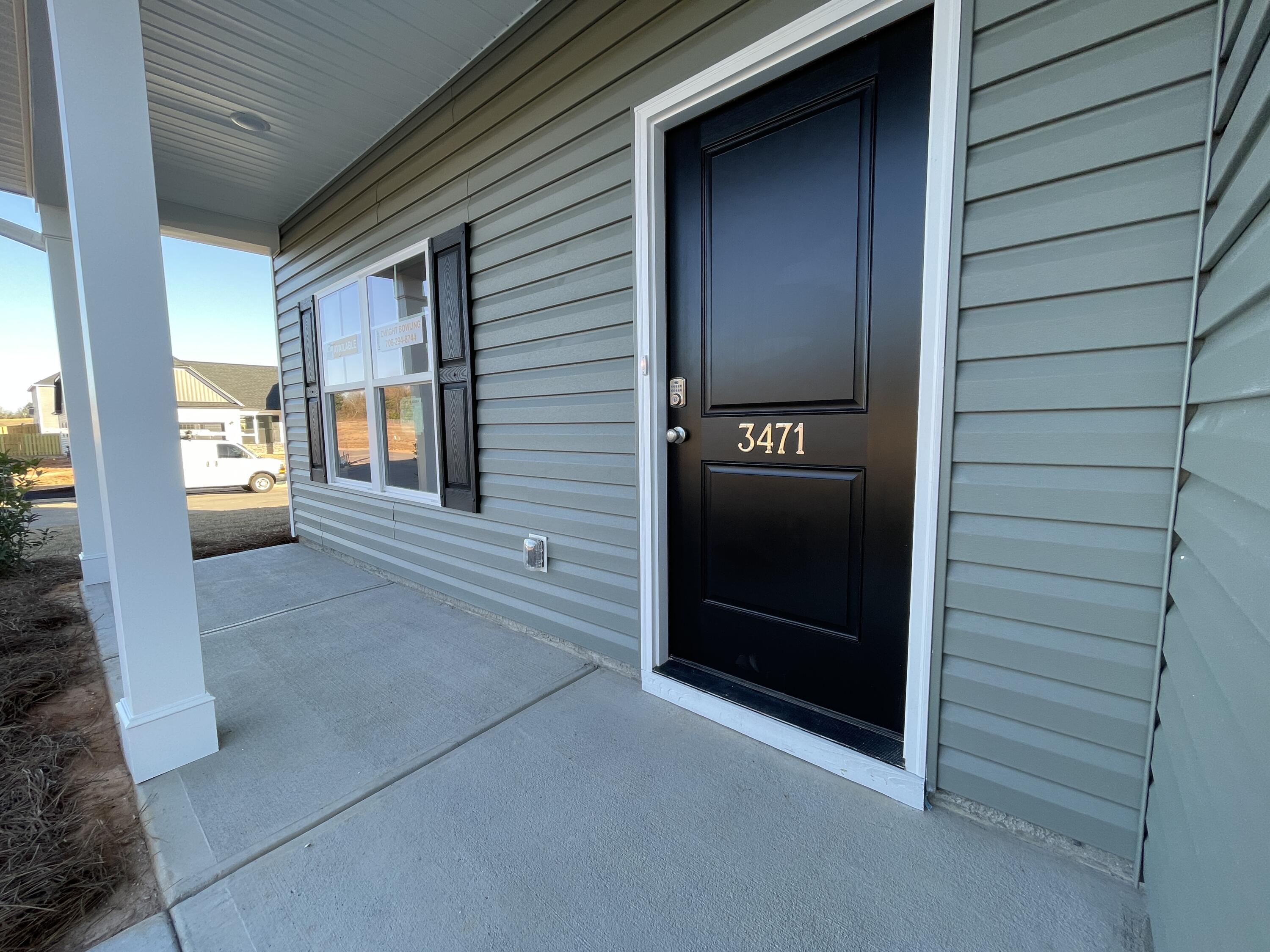 3471 NW Tanbark Oak Lane