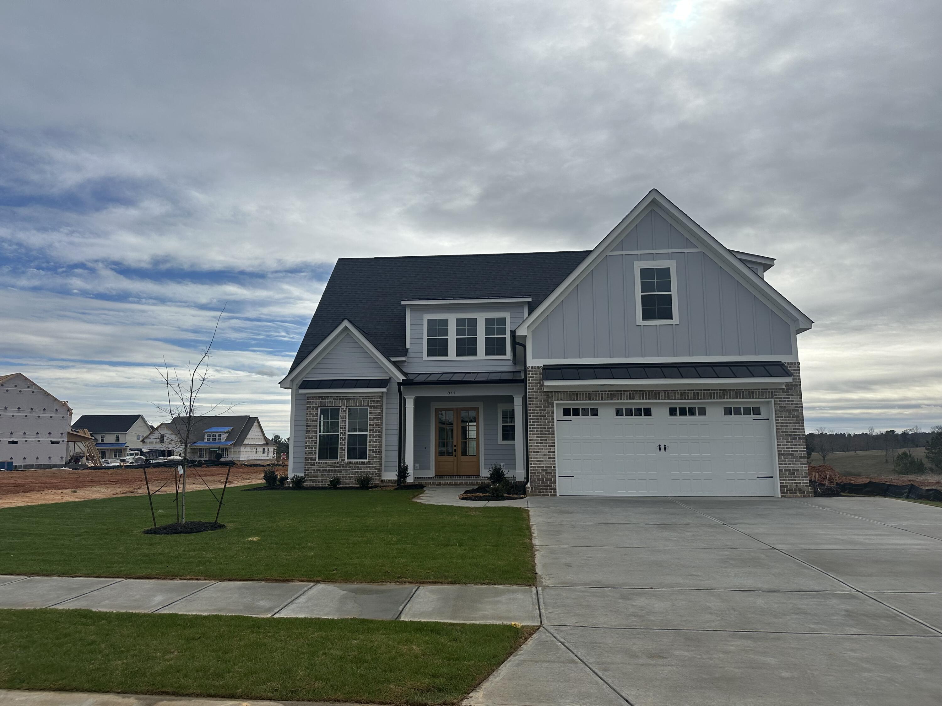844 Sparrow Pointe Avenue