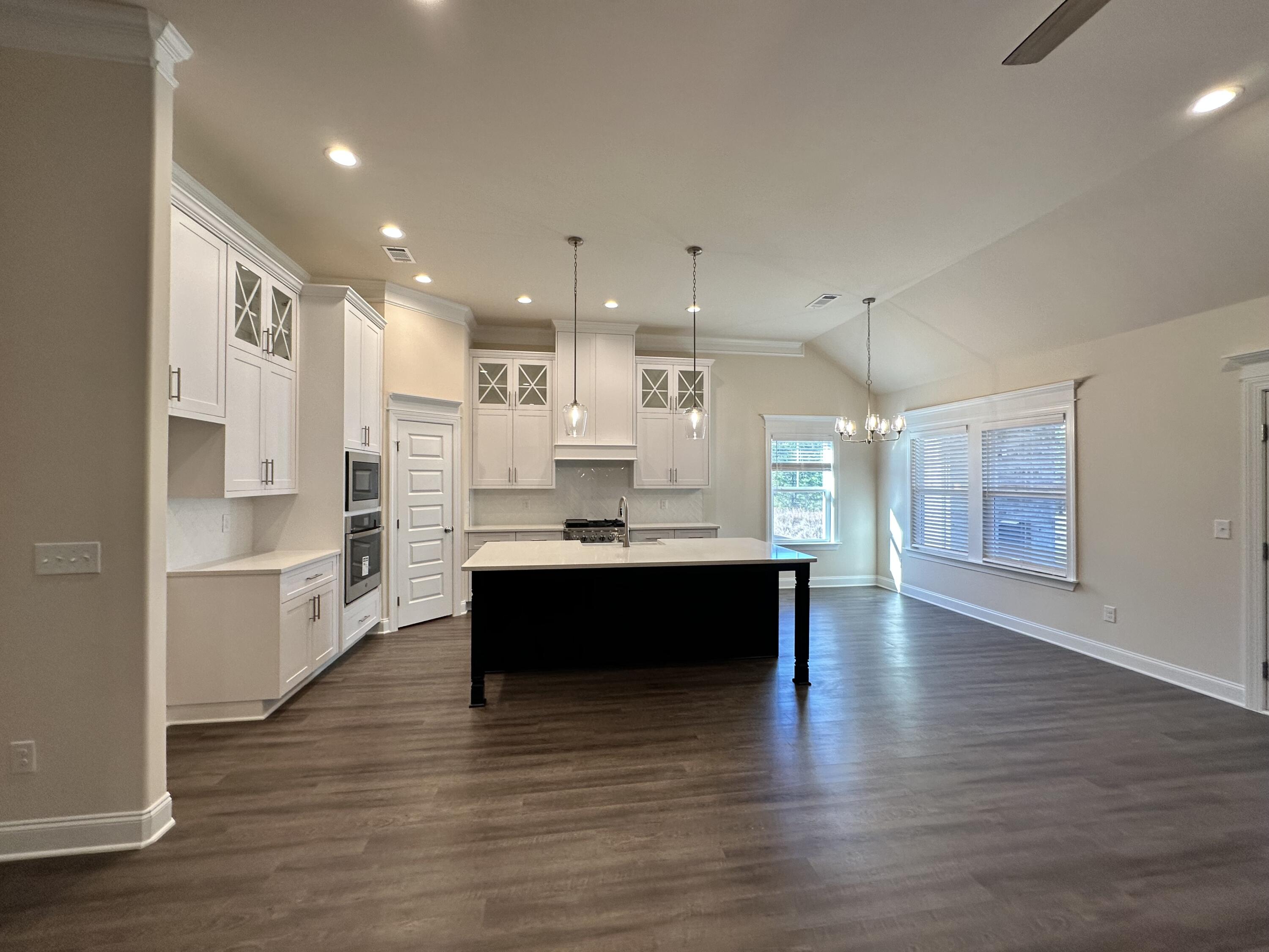 3141 Rosewood Drive