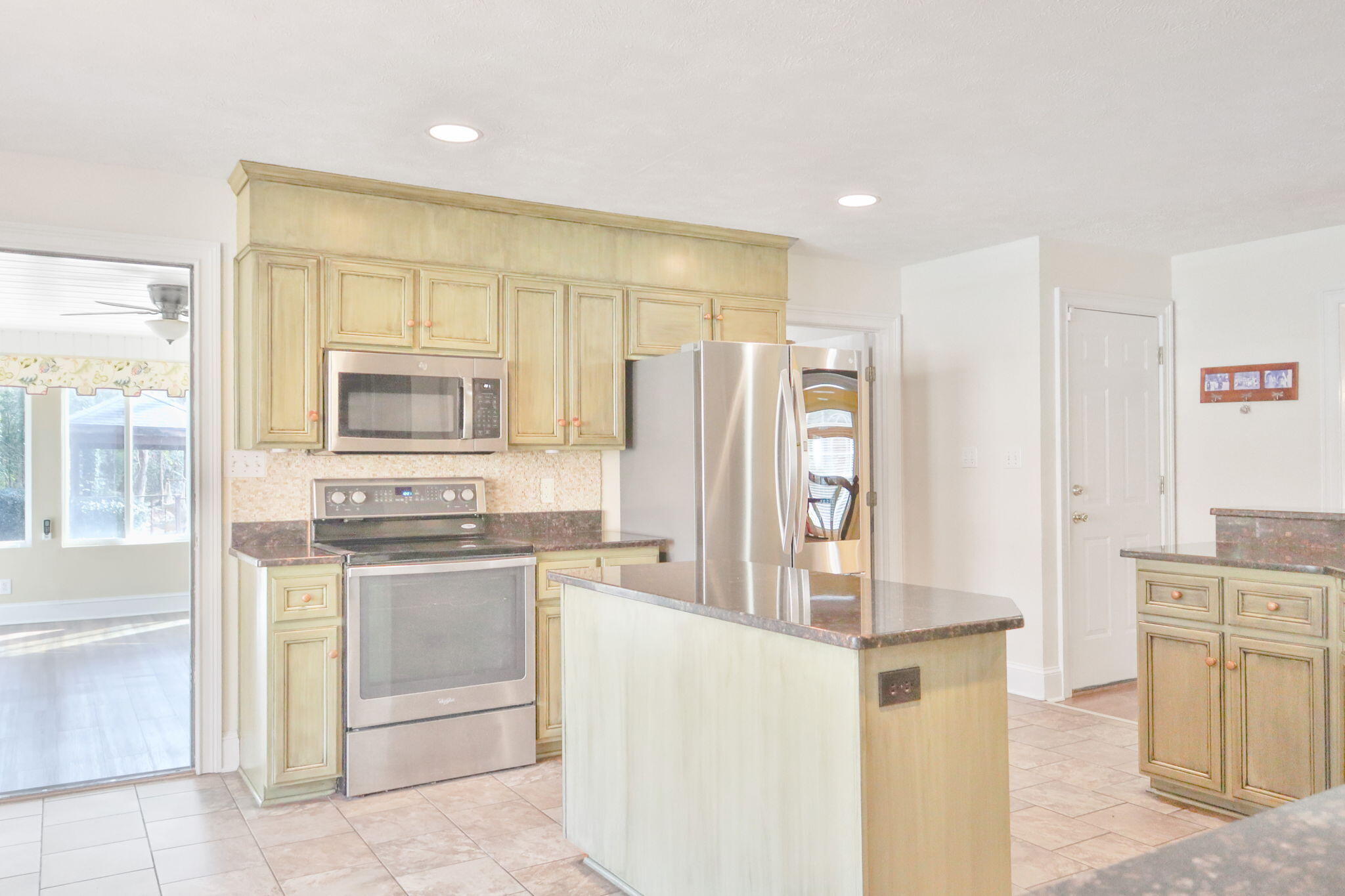 2022 Mayfield Drive