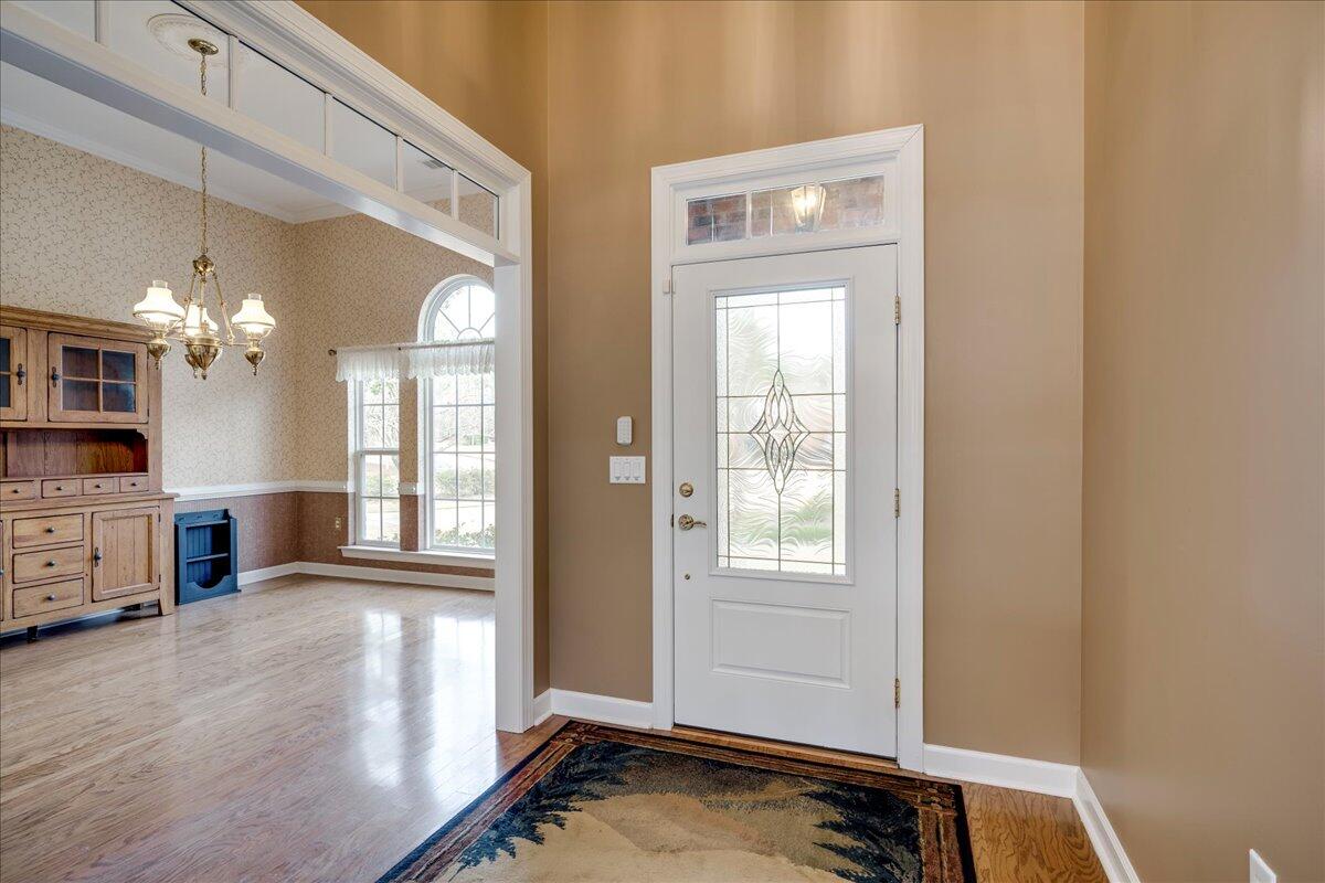492 Cedric Way