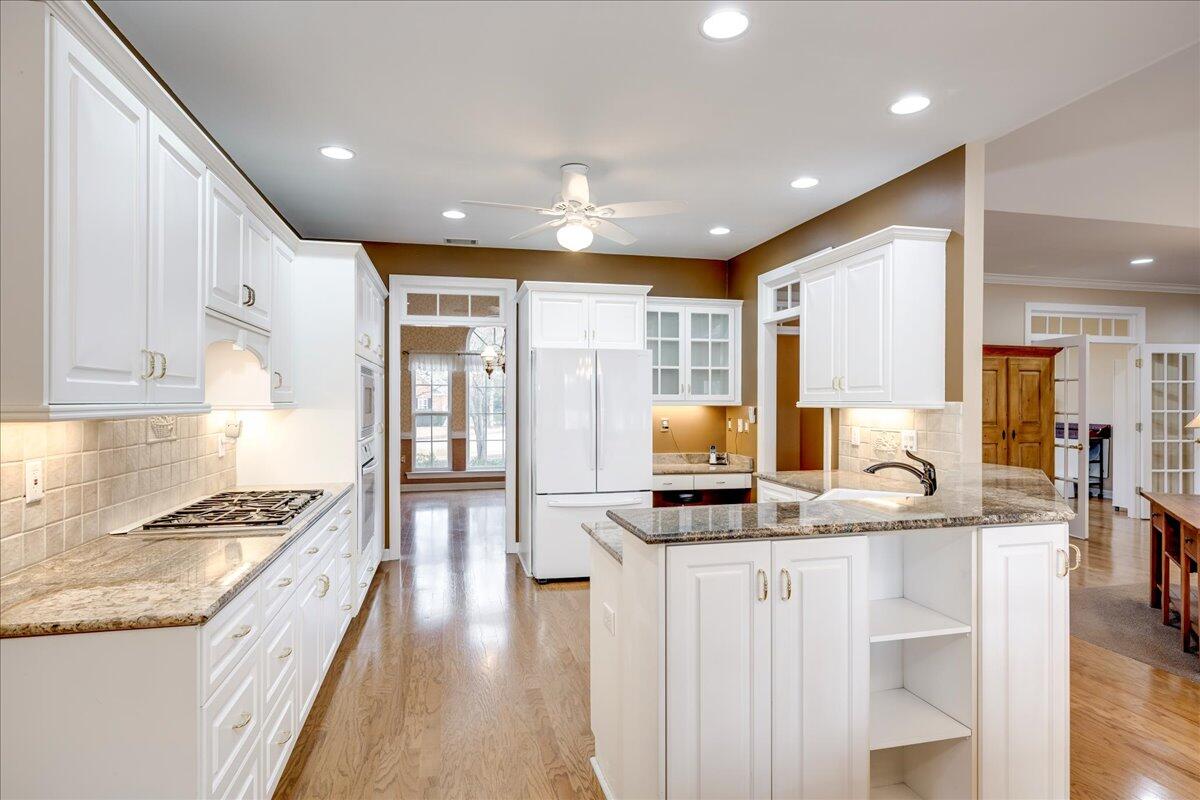 492 Cedric Way