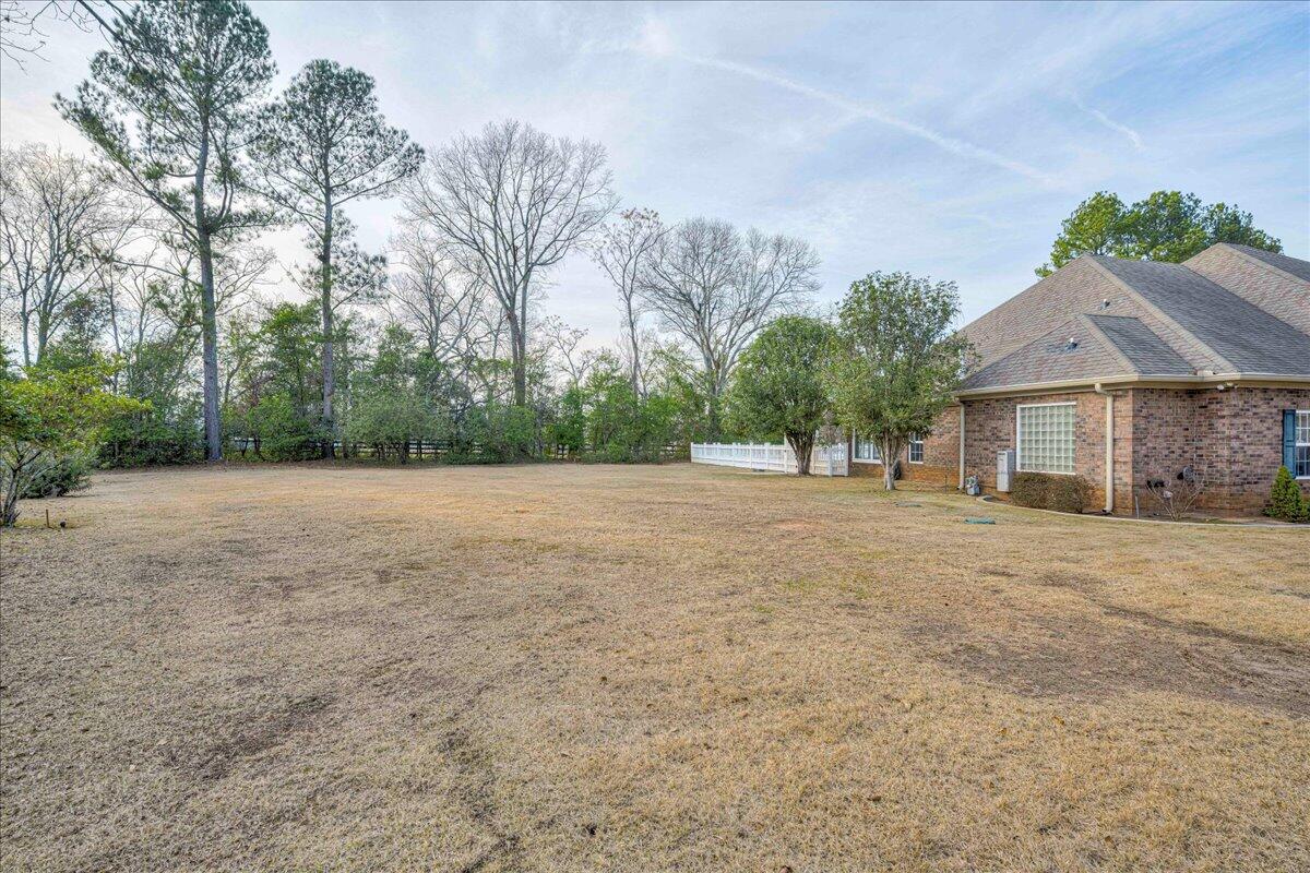 492 Cedric Way