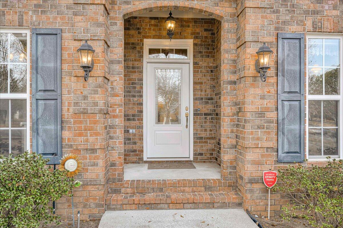 492 Cedric Way