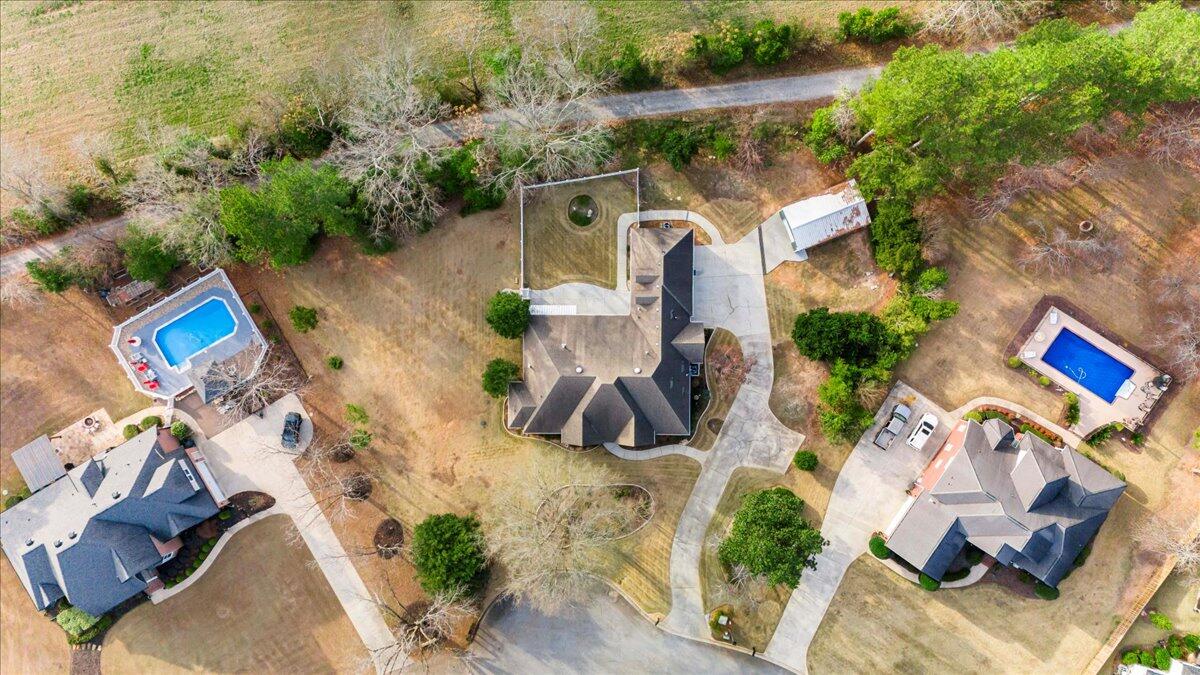 492 Cedric Way