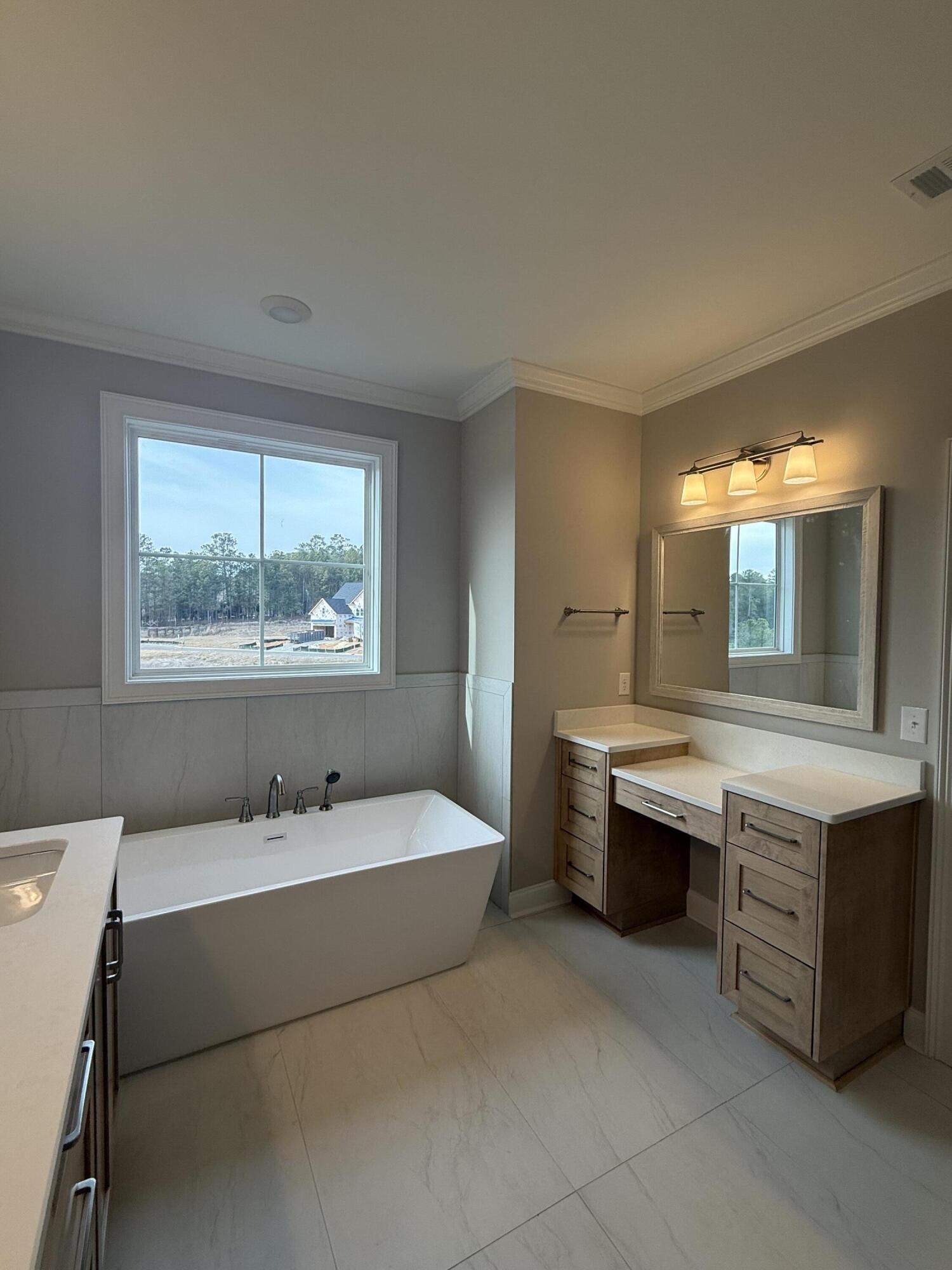 3135 Rosewood Drive