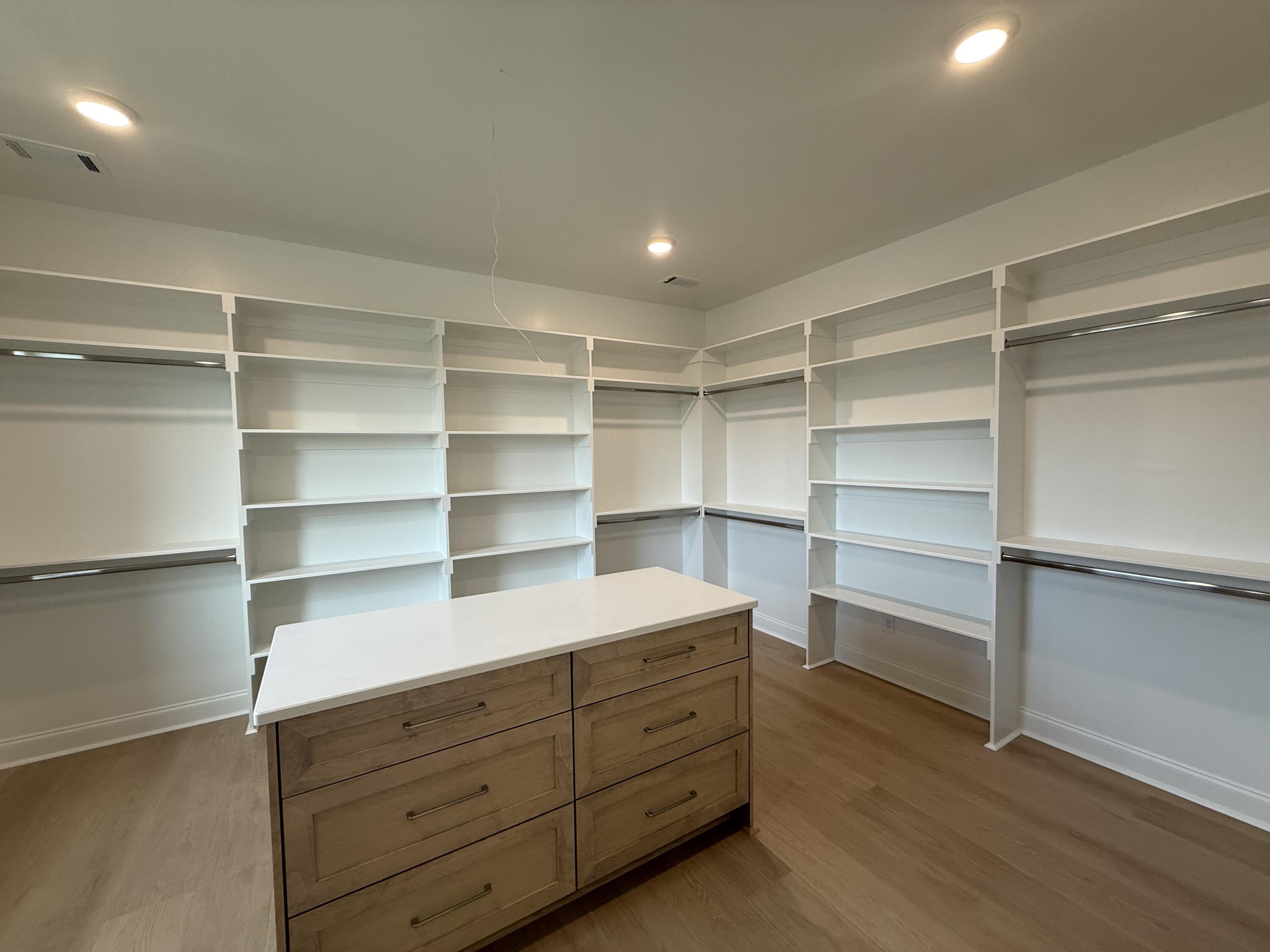 3135 Rosewood Drive