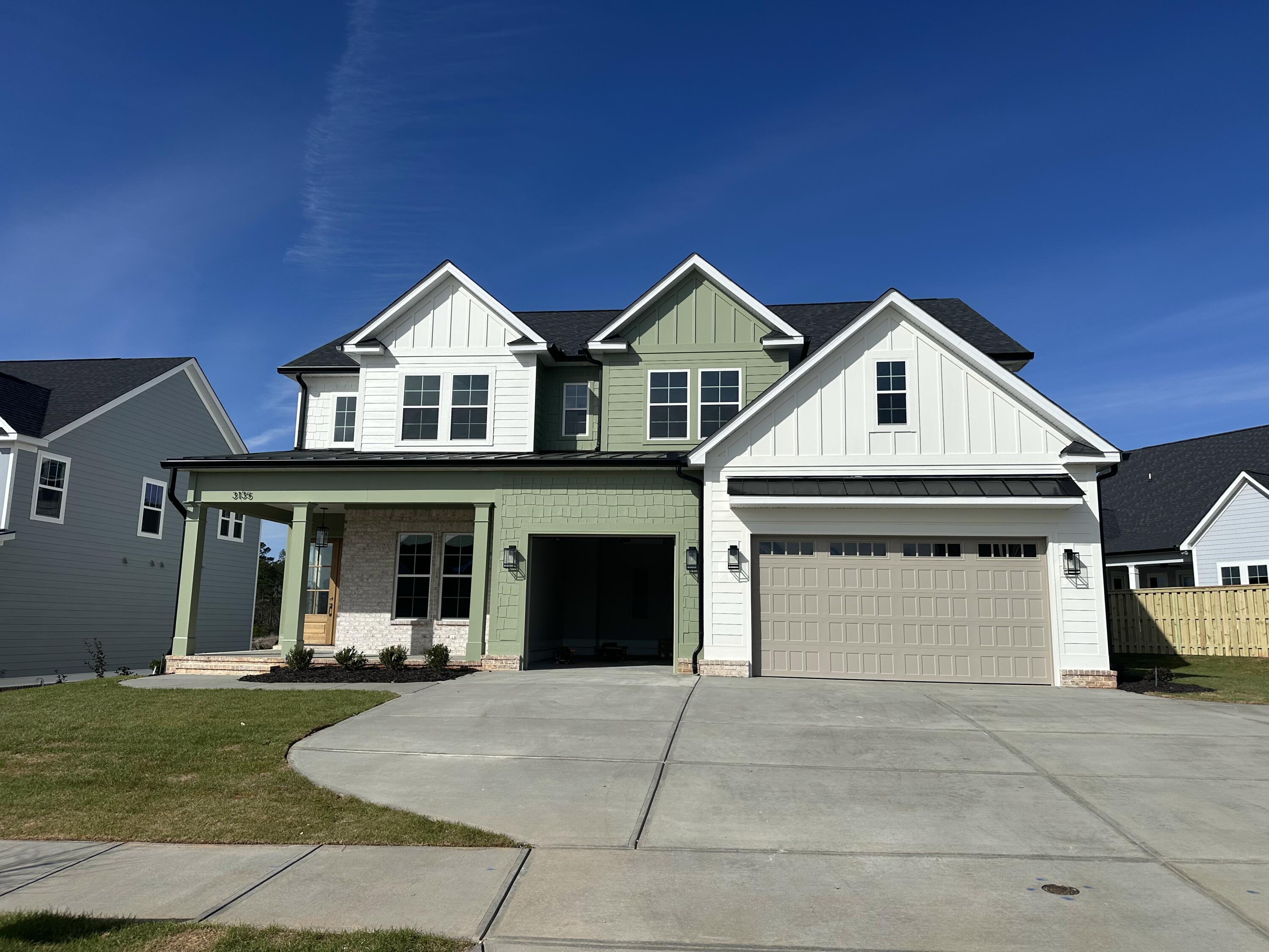 3135 Rosewood Drive
