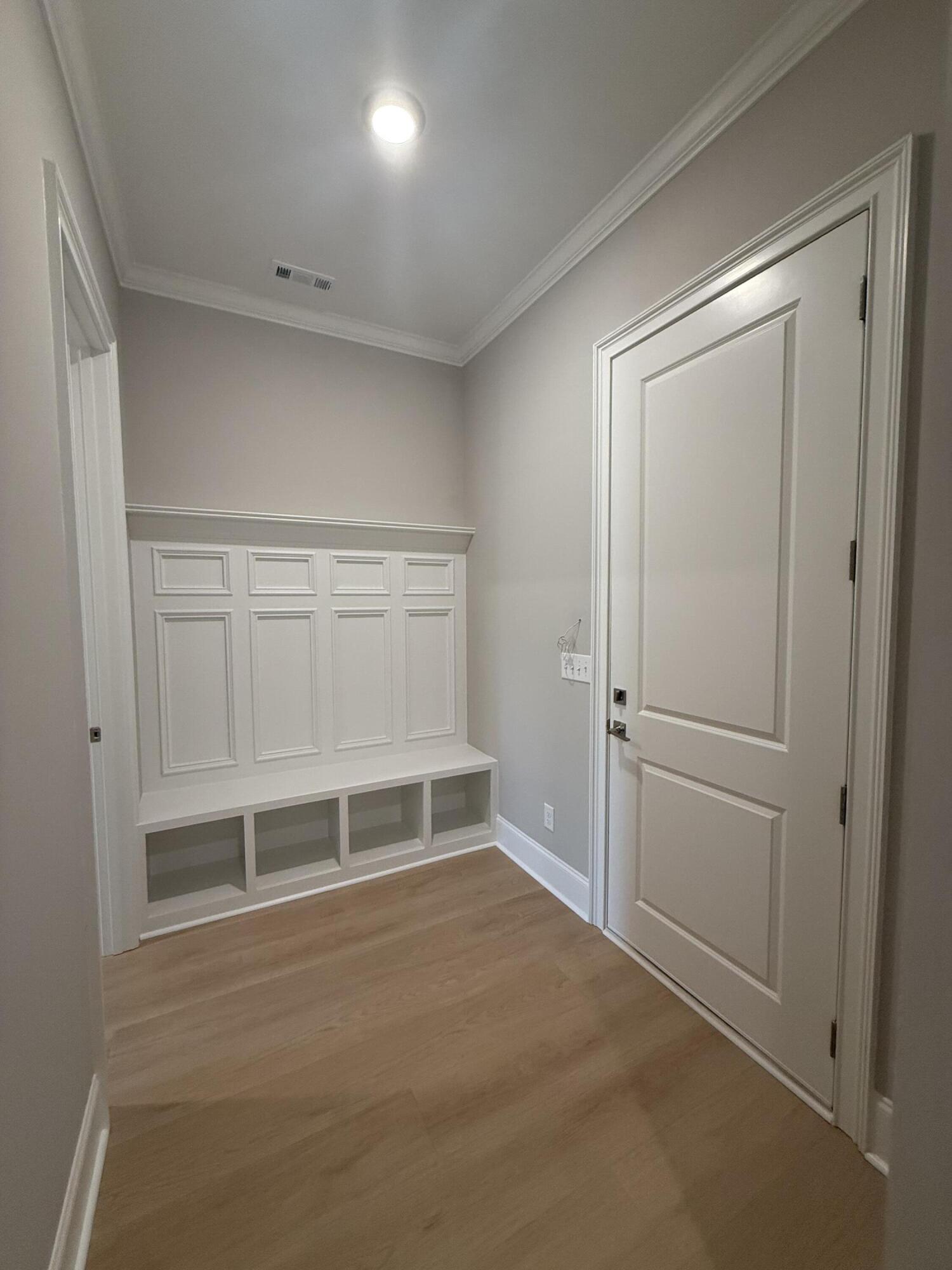 3135 Rosewood Drive