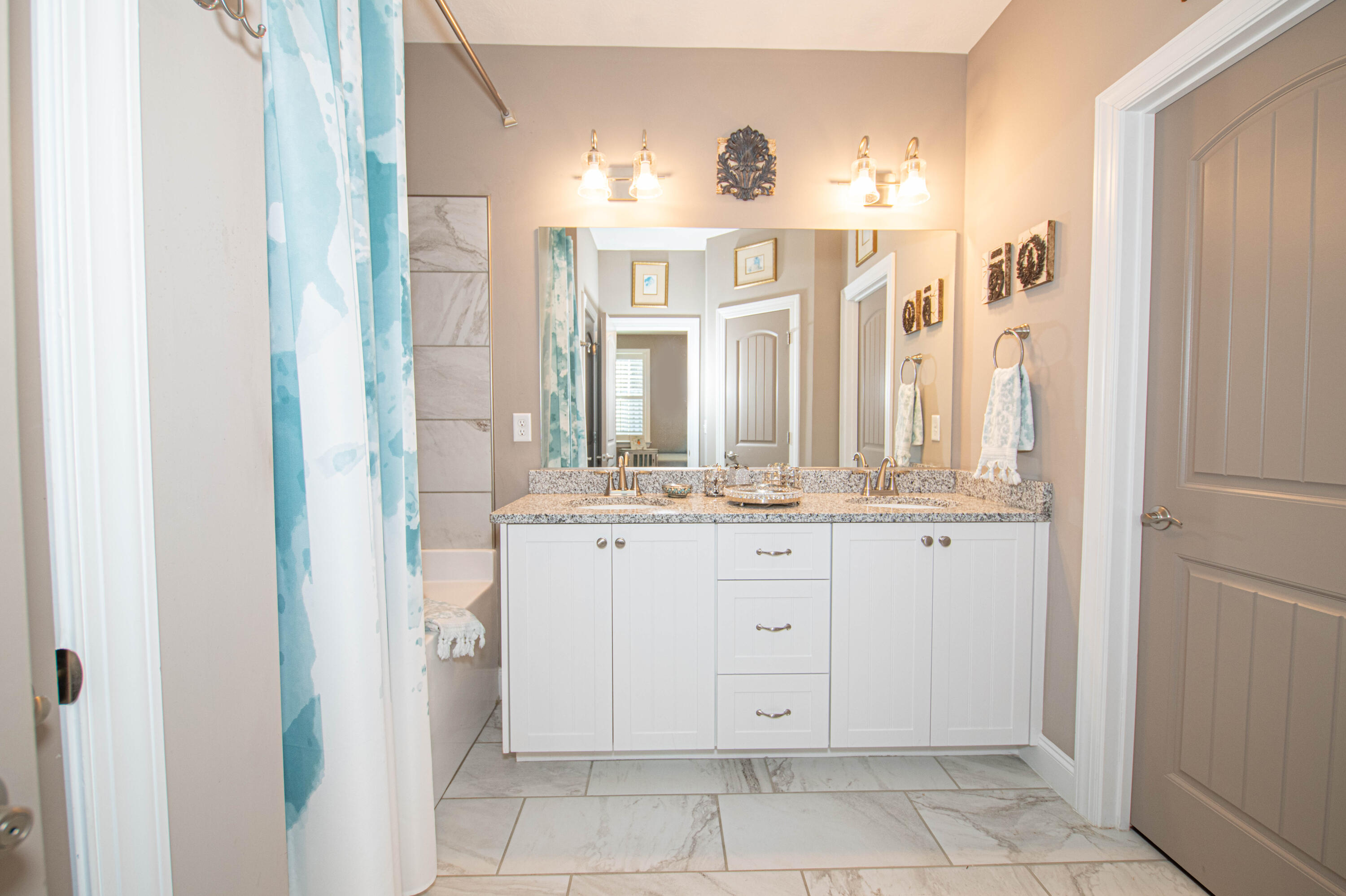 5102 Heathbrook Drive