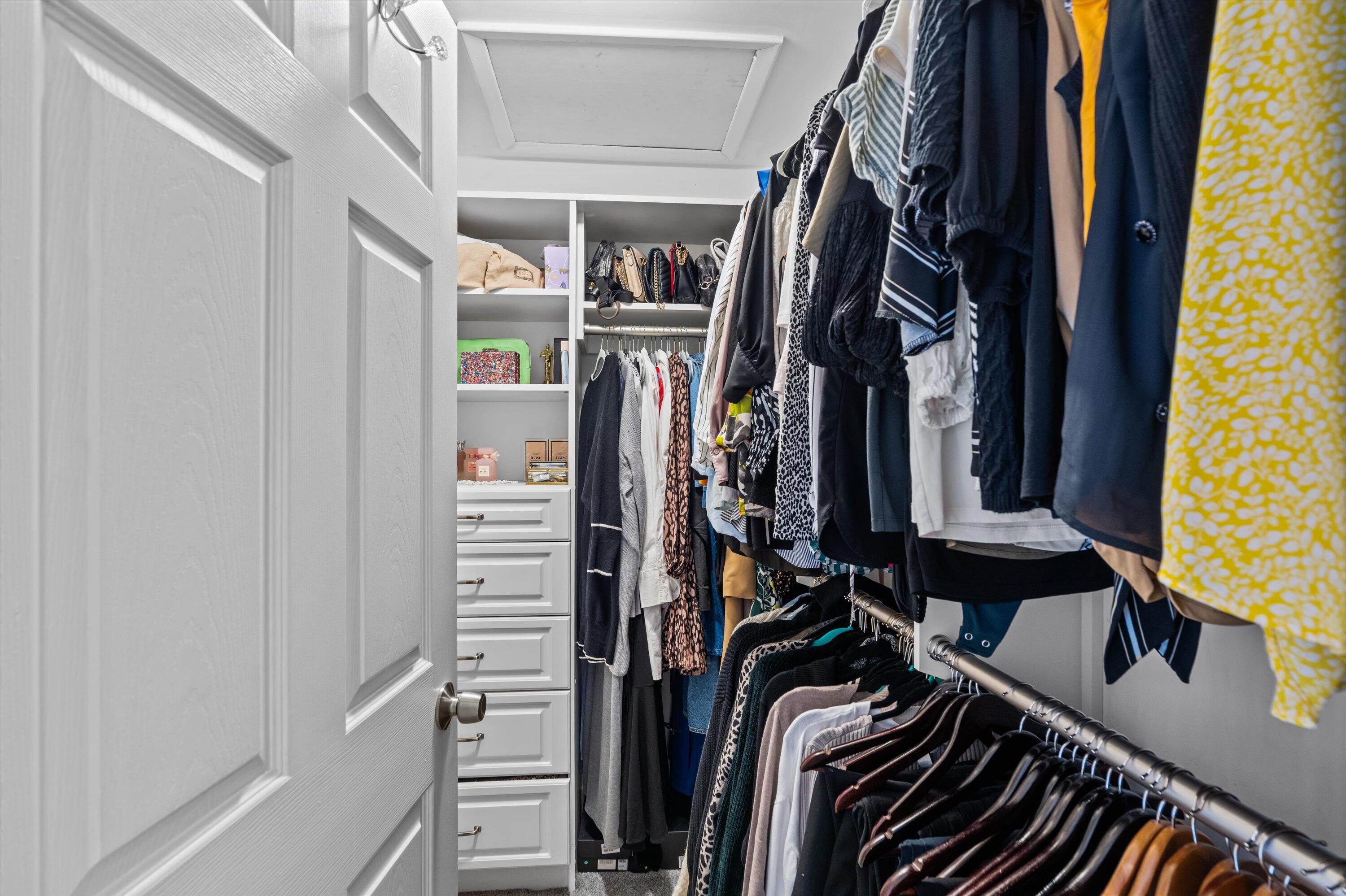 3527 Gleneagles Drive