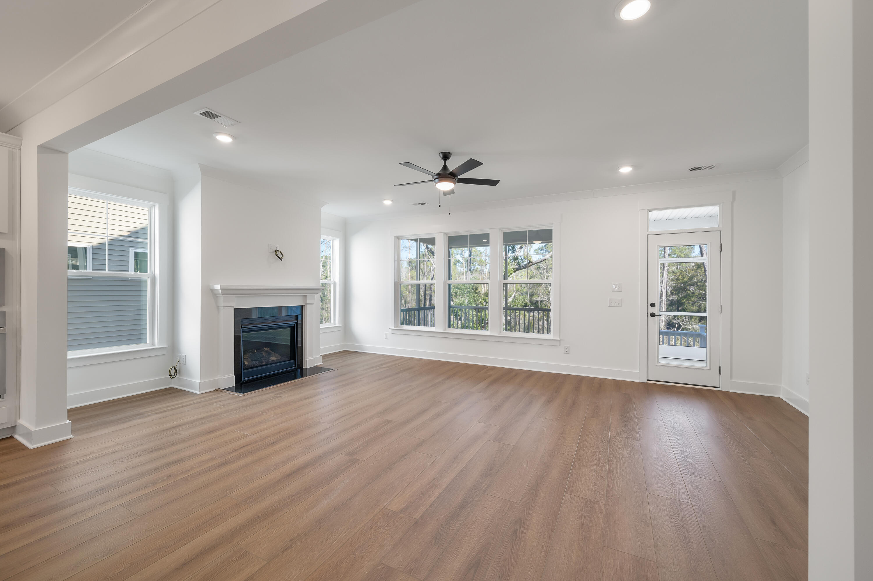 252 Devereux Drive 3001 3001