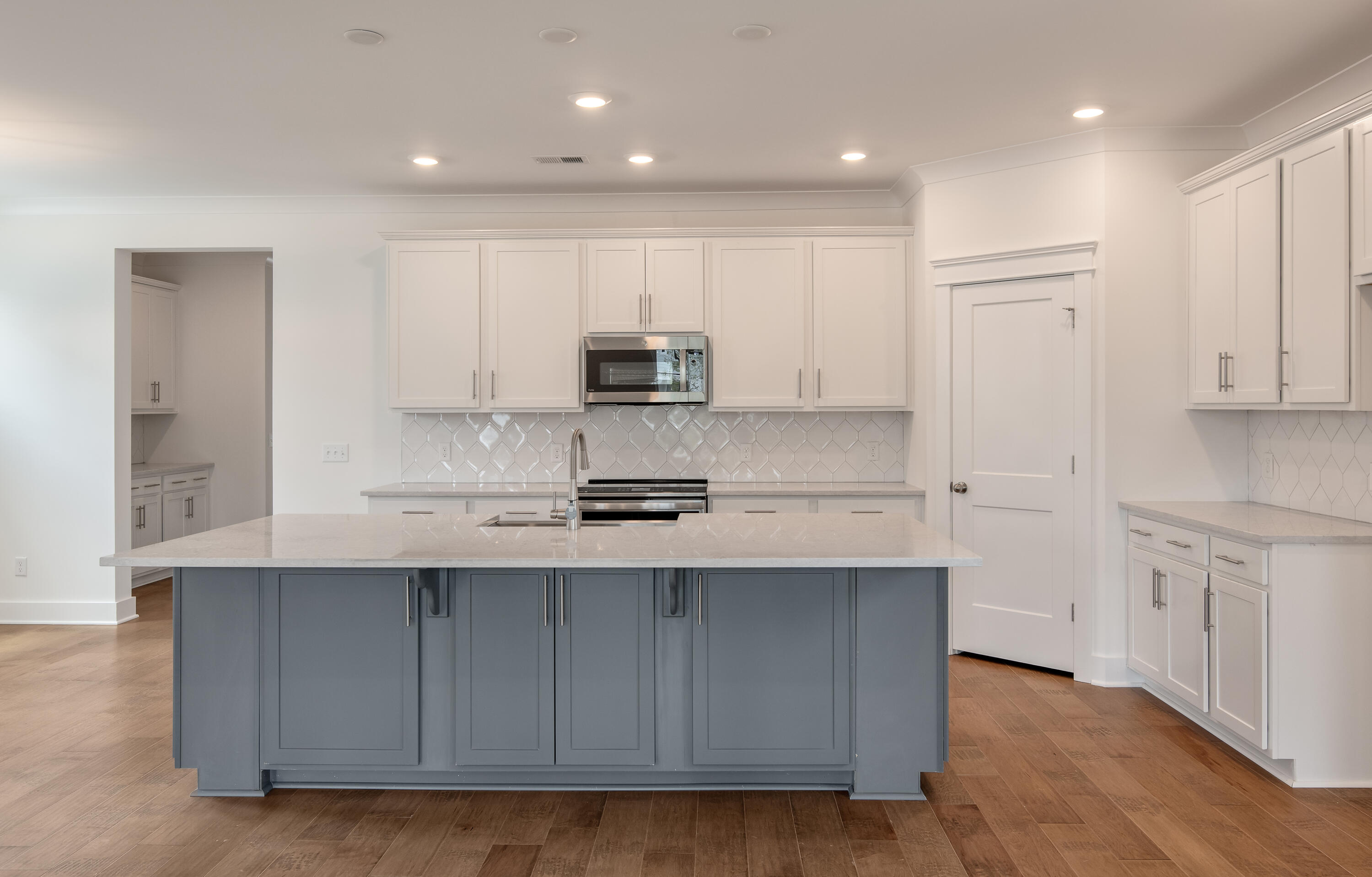 367 Pascalis Place 2003 2003