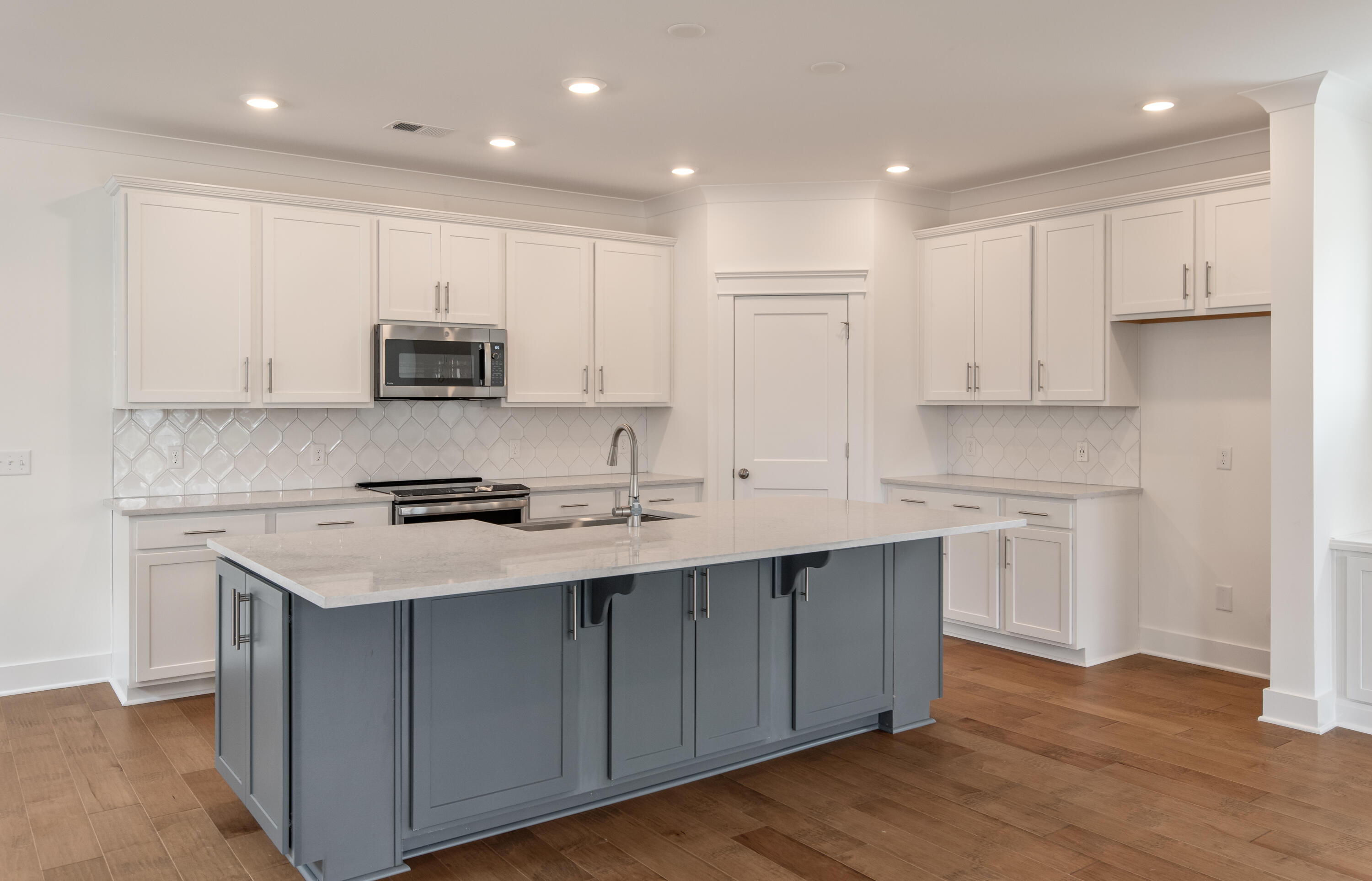 367 Pascalis Place 2003 2003