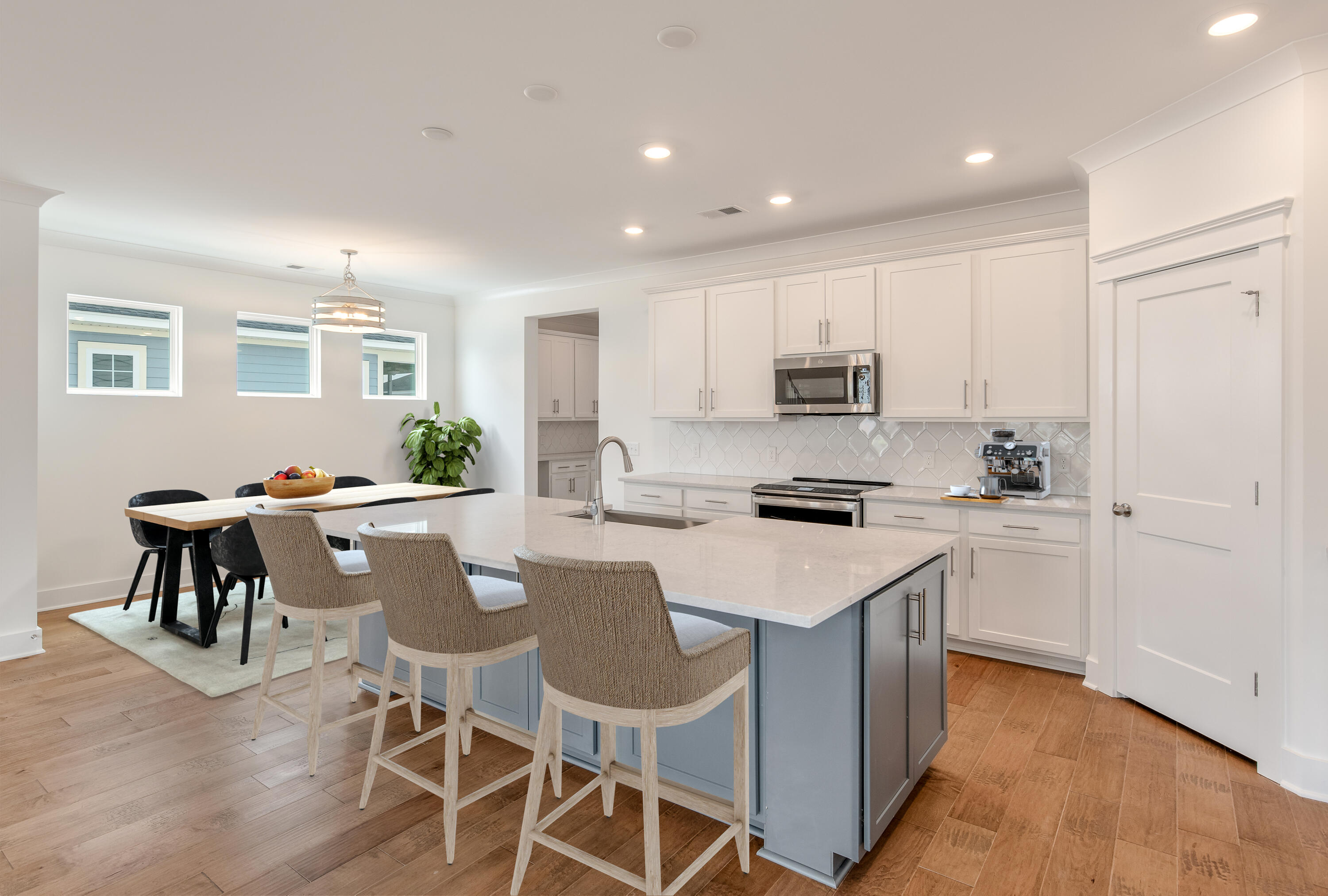 367 Pascalis Place 2003 2003