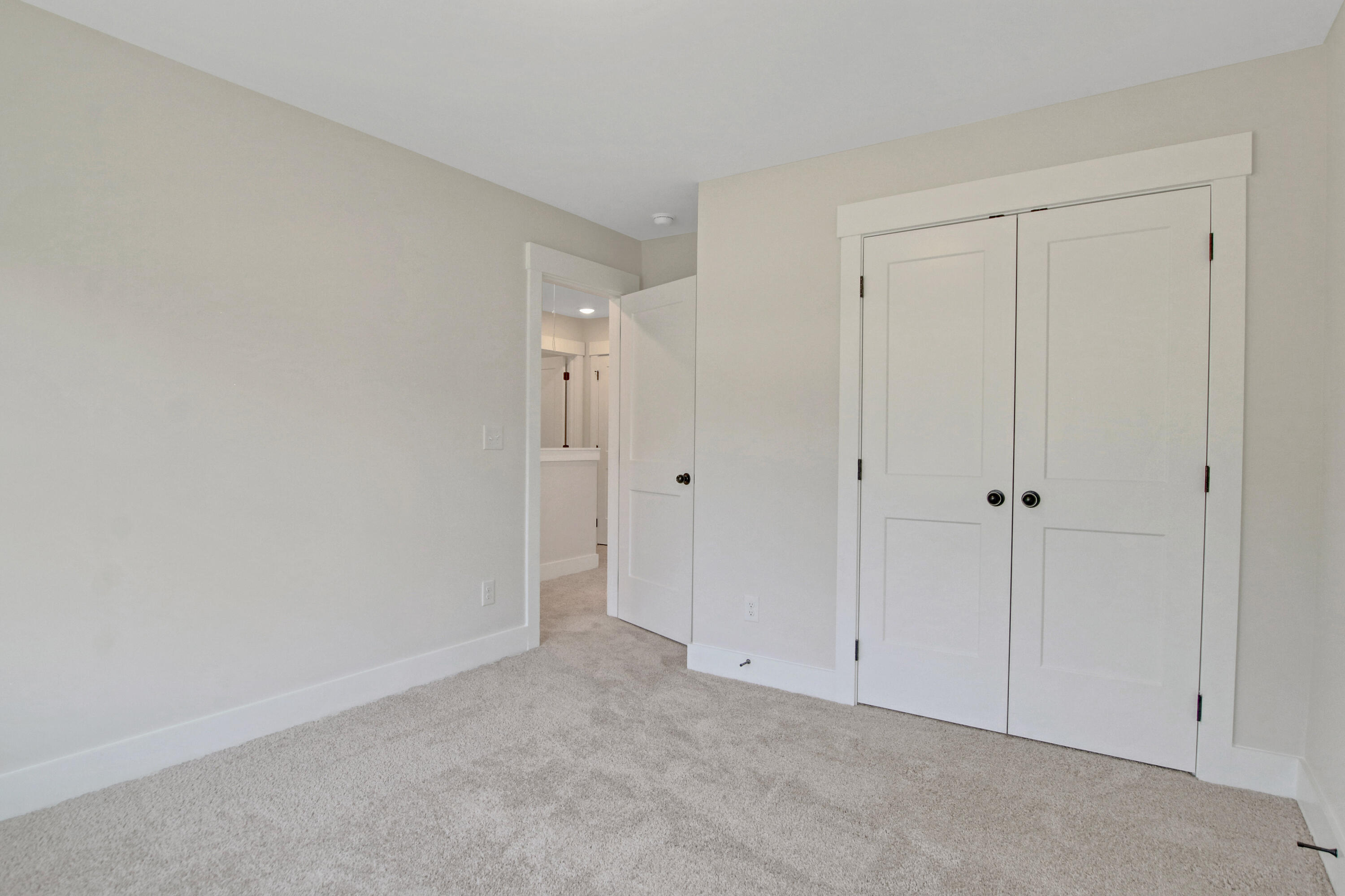 371 Pascalis Place 2004 2004