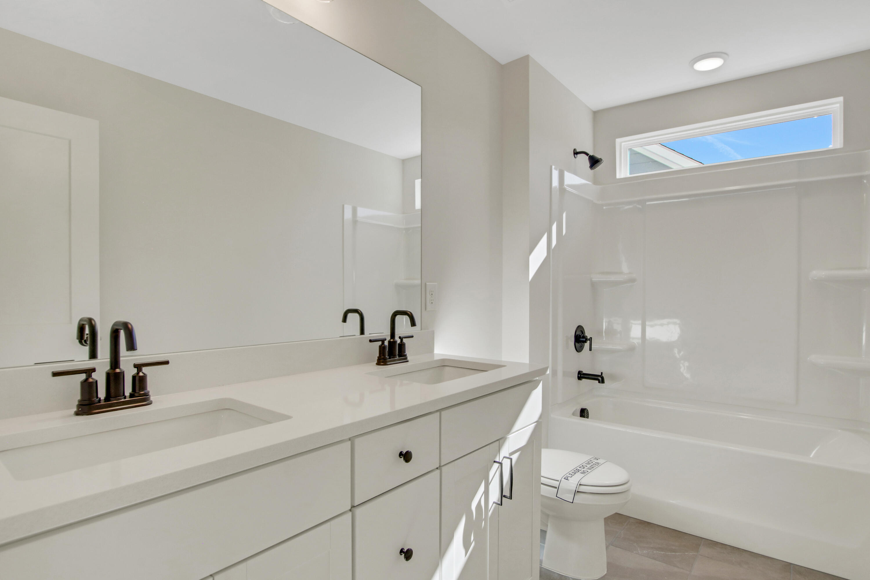 371 Pascalis Place 2004 2004