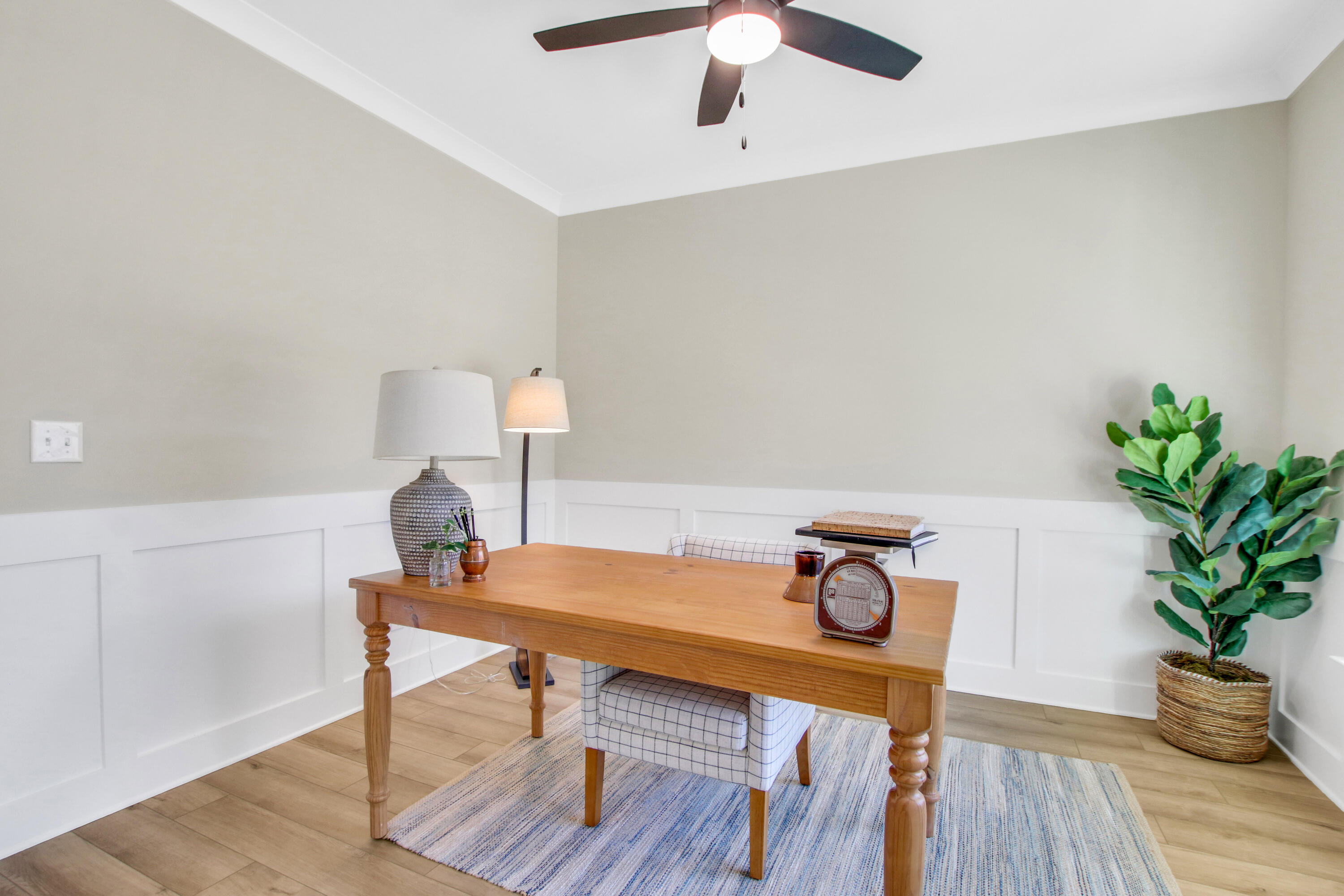 371 Pascalis Place 2004 2004