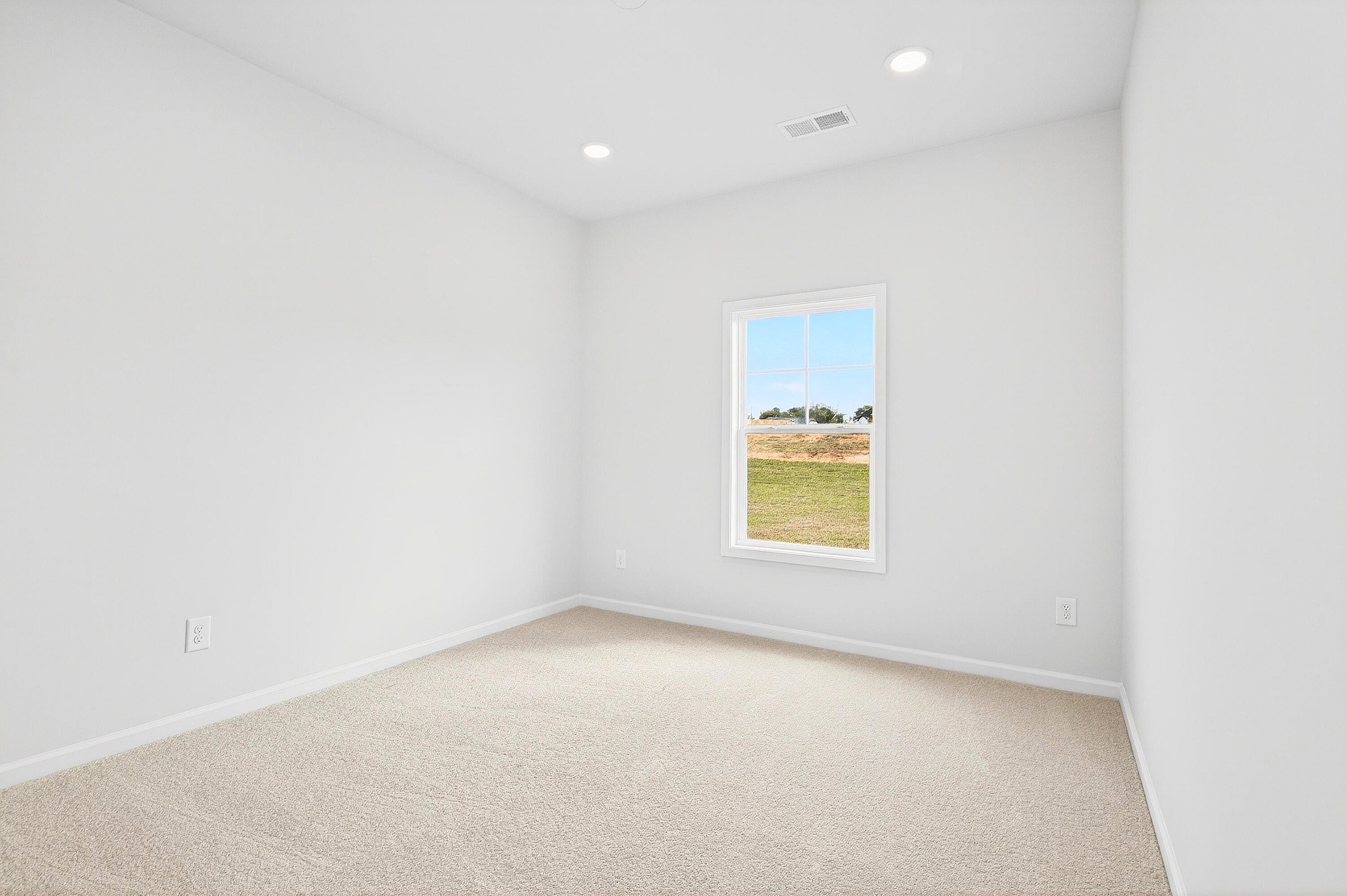 3690 NW Tanbark Oak Lane