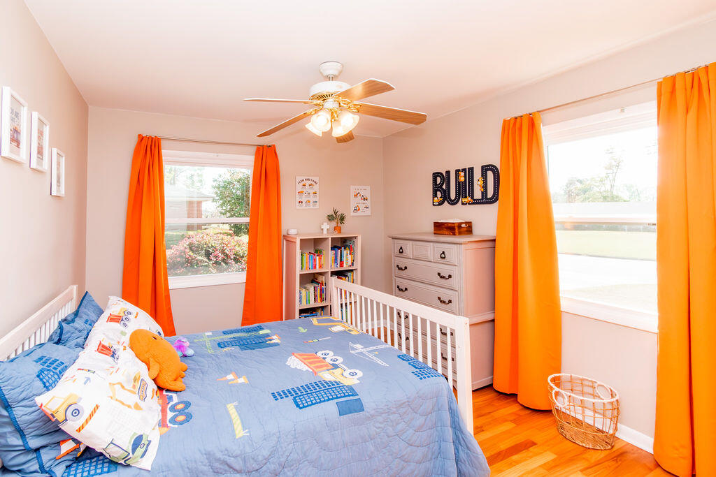 3923 Marsella Avenue