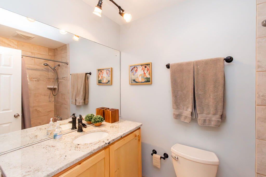 3923 Marsella Avenue