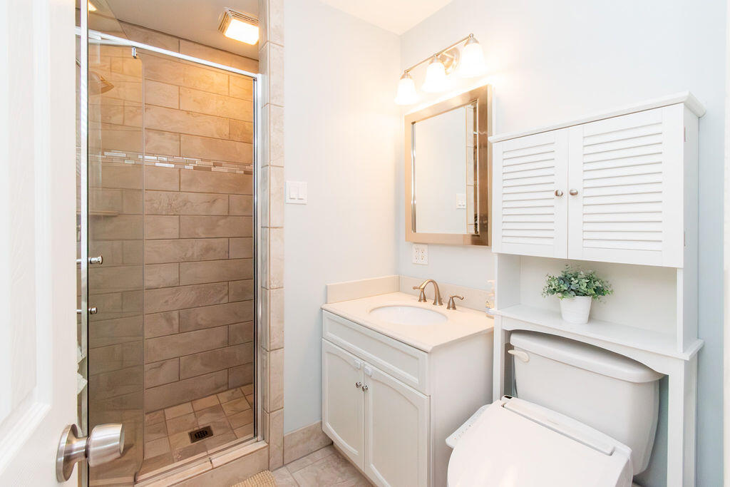 3923 Marsella Avenue