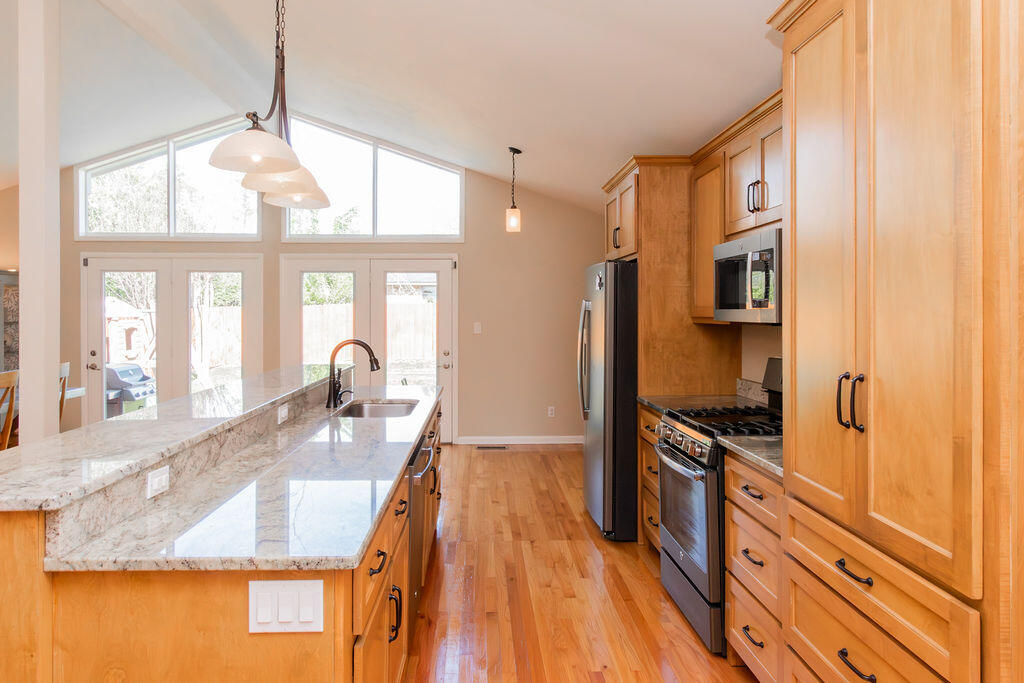 3923 Marsella Avenue