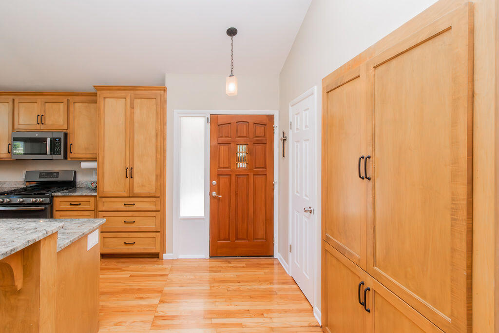 3923 Marsella Avenue