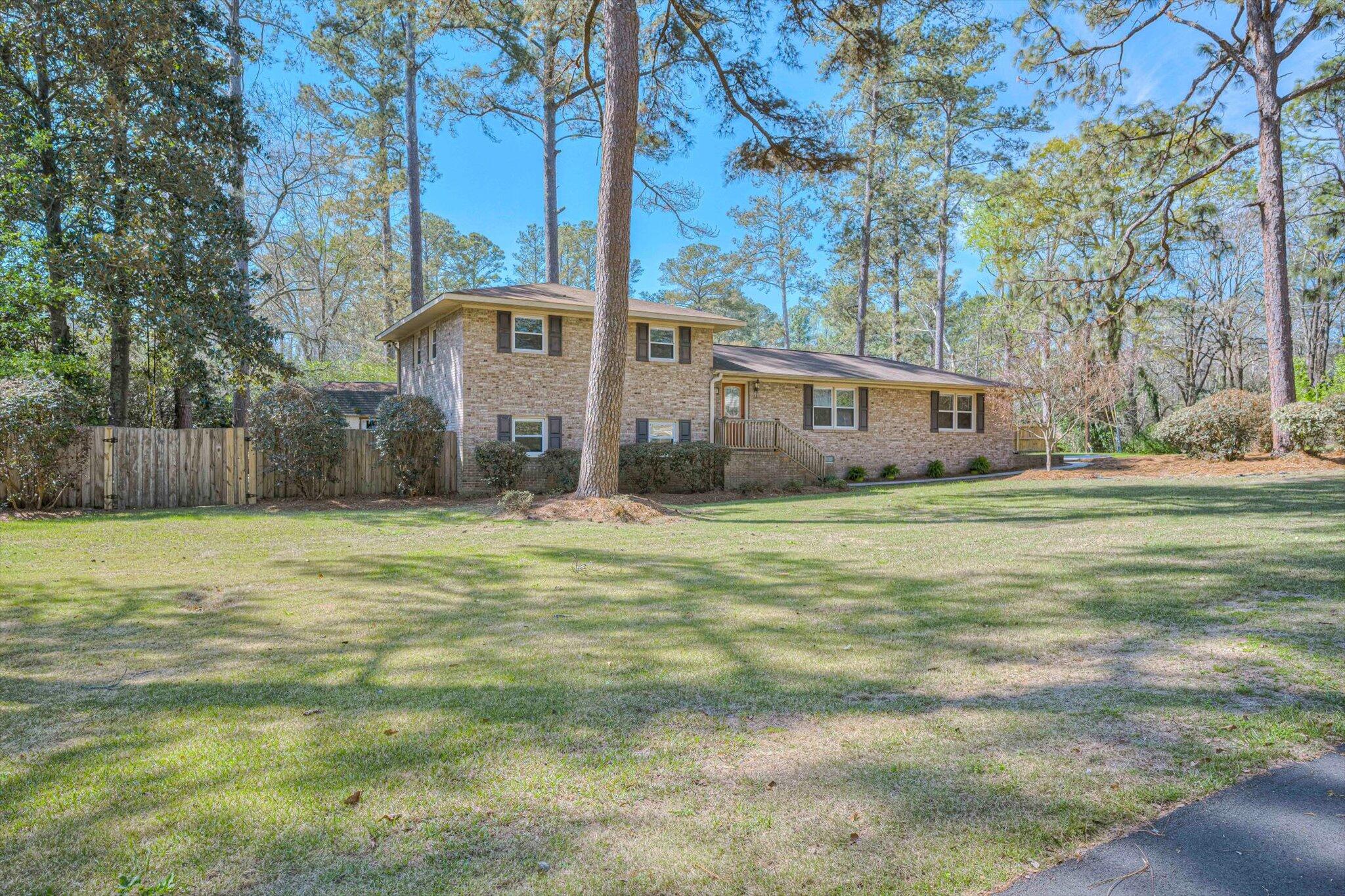 6141 Northside Drive