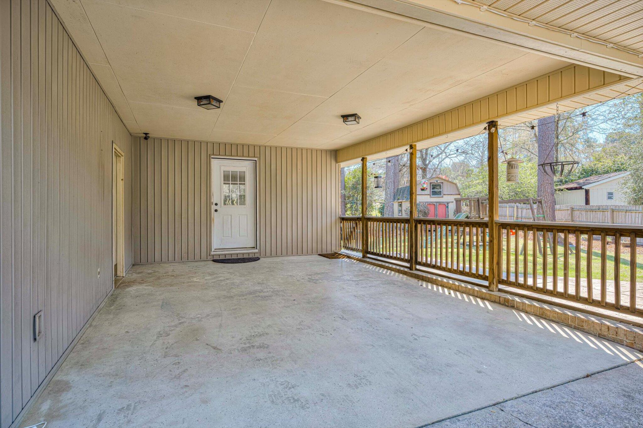 6141 Northside Drive