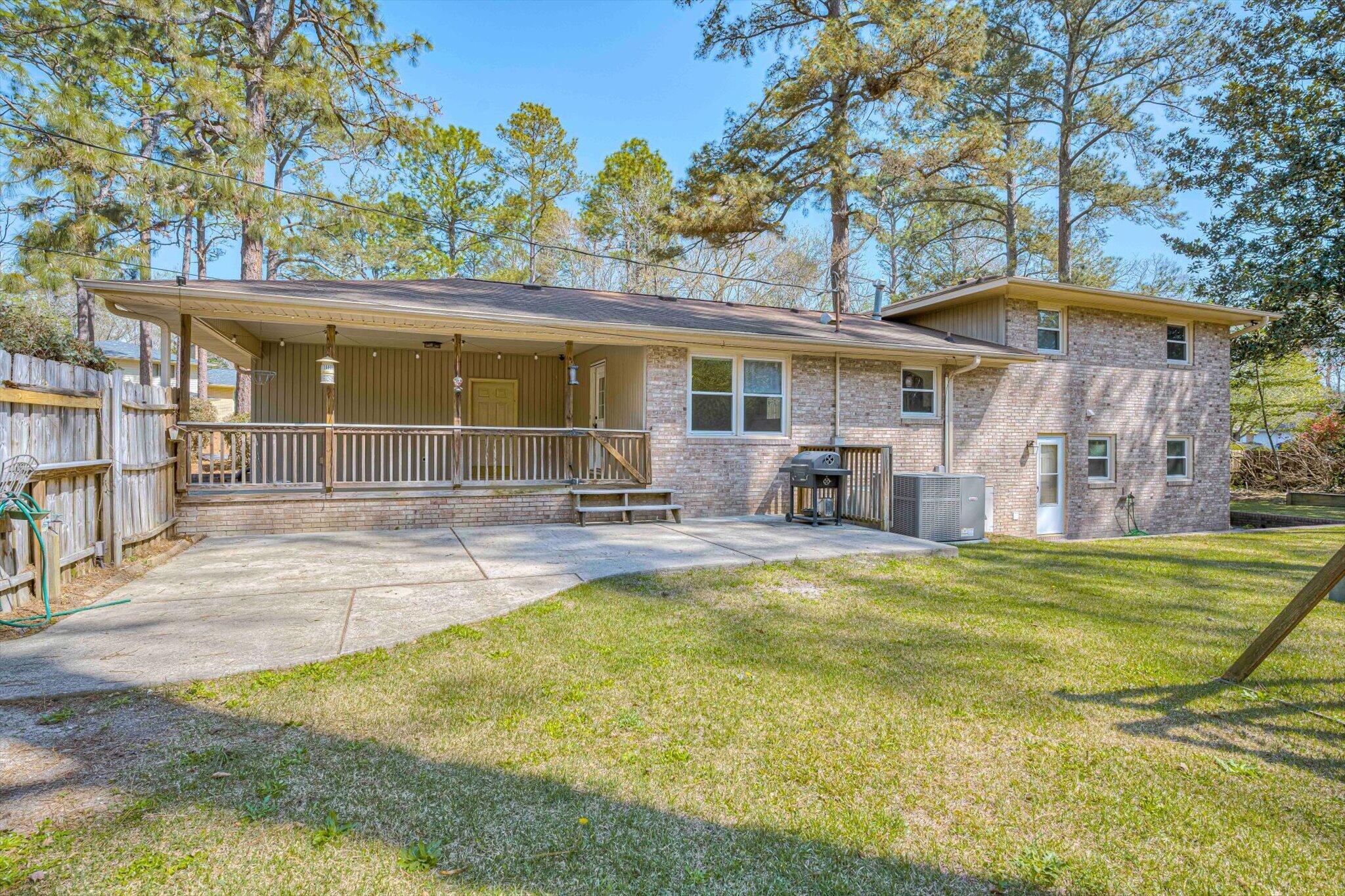 6141 Northside Drive