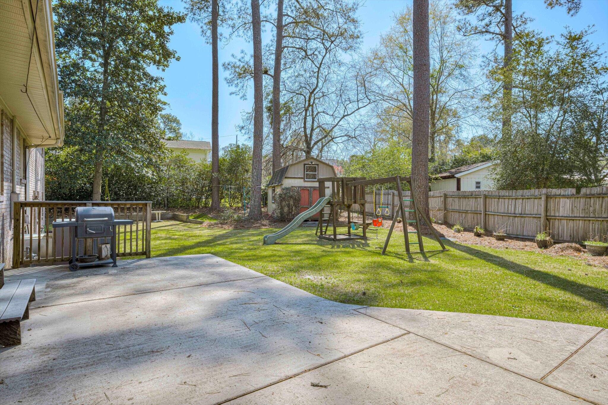 6141 Northside Drive