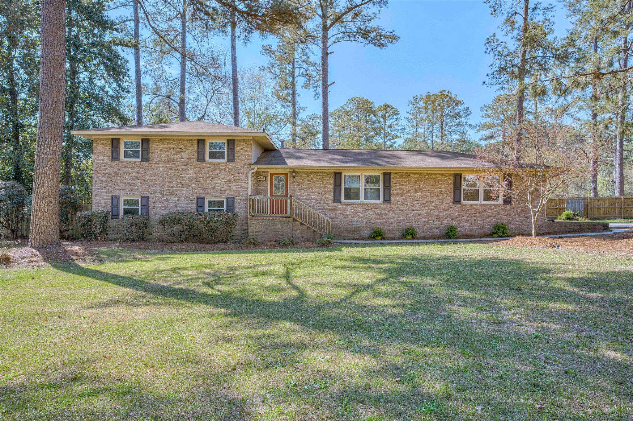 6141 Northside Drive